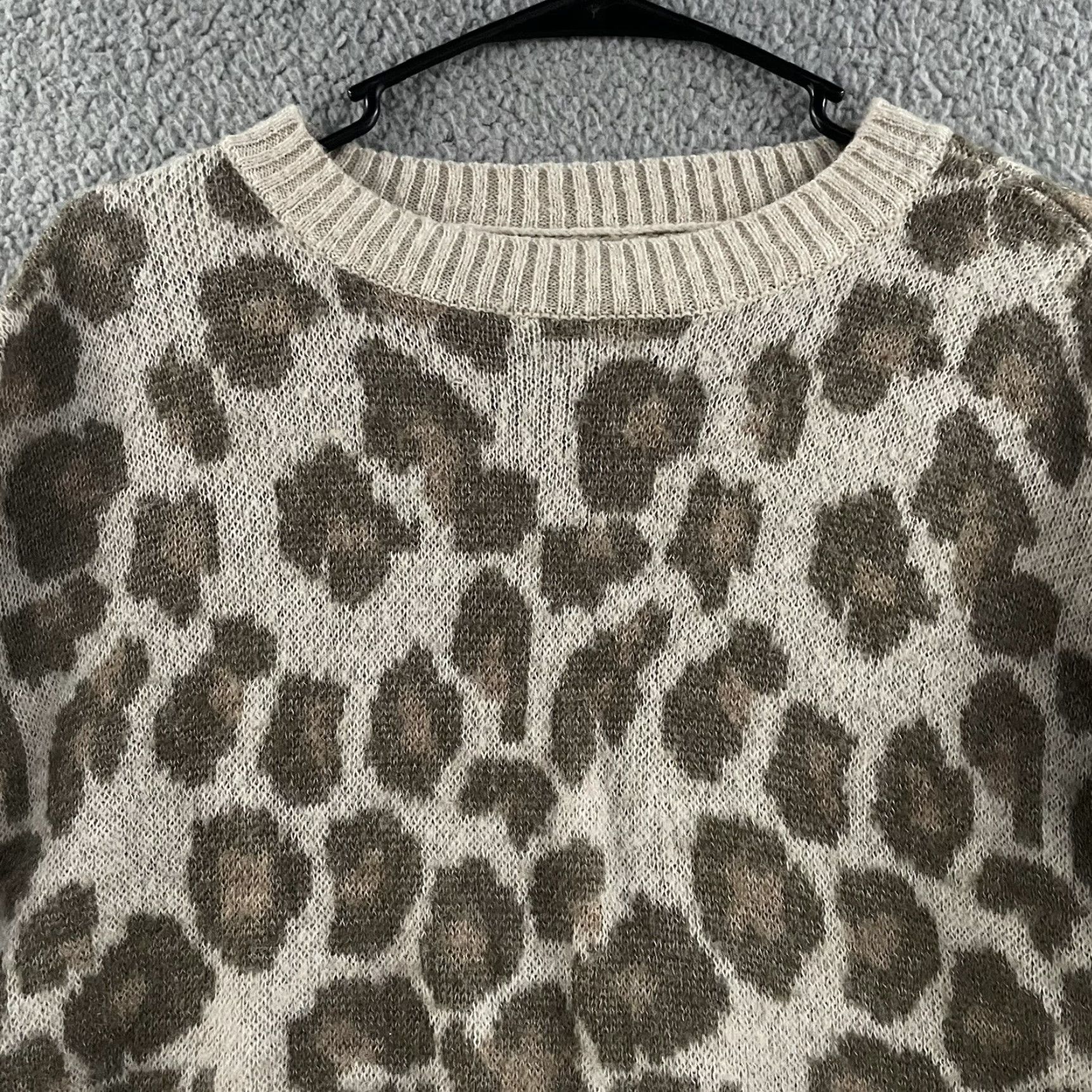 American Eagle Outfitters American Eagle Womens Sweater Size Small Beige Multicolor Animal Print Cropped Size S / US 4 / IT 40 - 2 Thumbnail