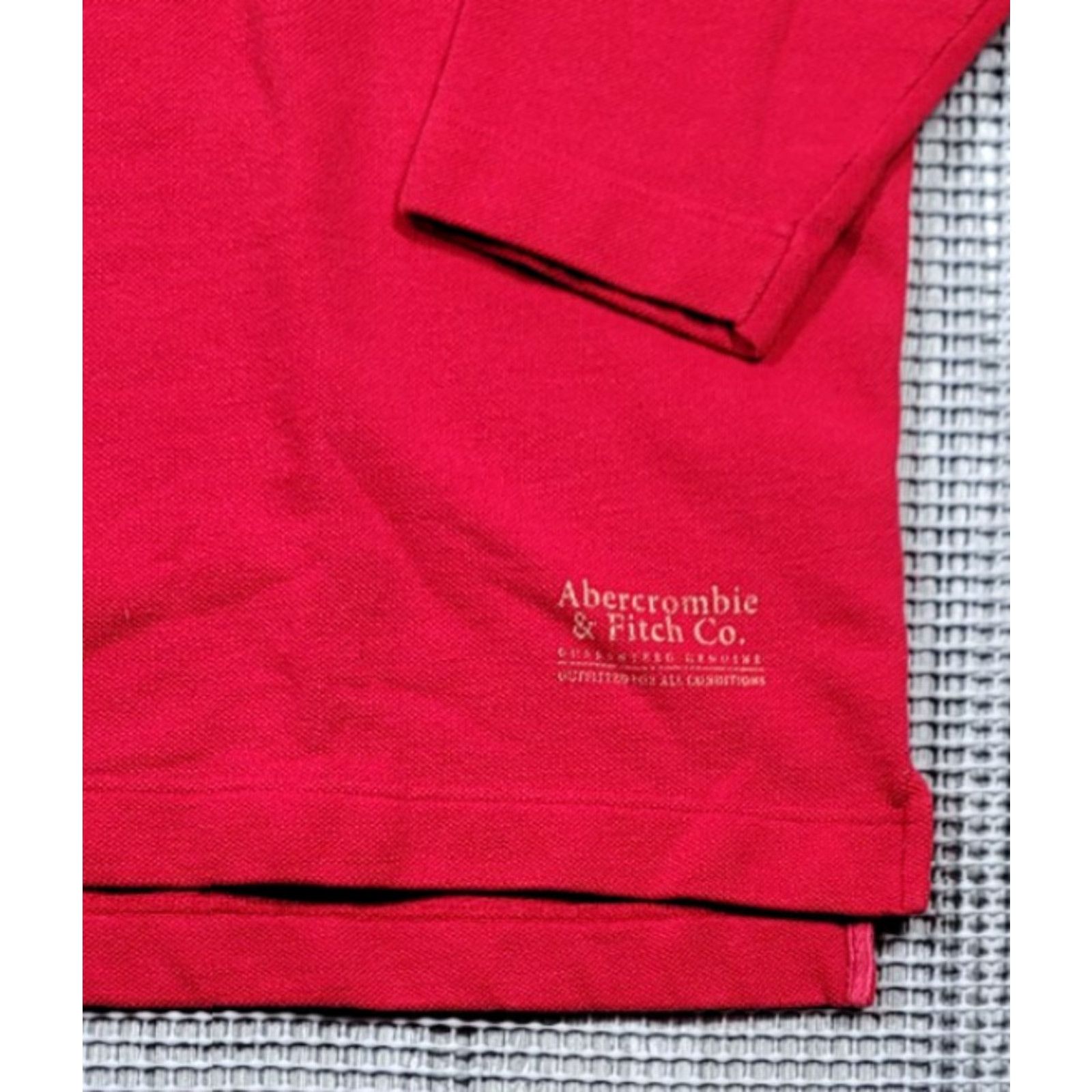 Abercrombie & Fitch VINTAGE Abercrombie & Fitch Shirt 90s Big Red Long Sleeve Turtleneck Pullover Mens L Hoodie? Size US L / EU 52-54 / 3 - 4 Thumbnail