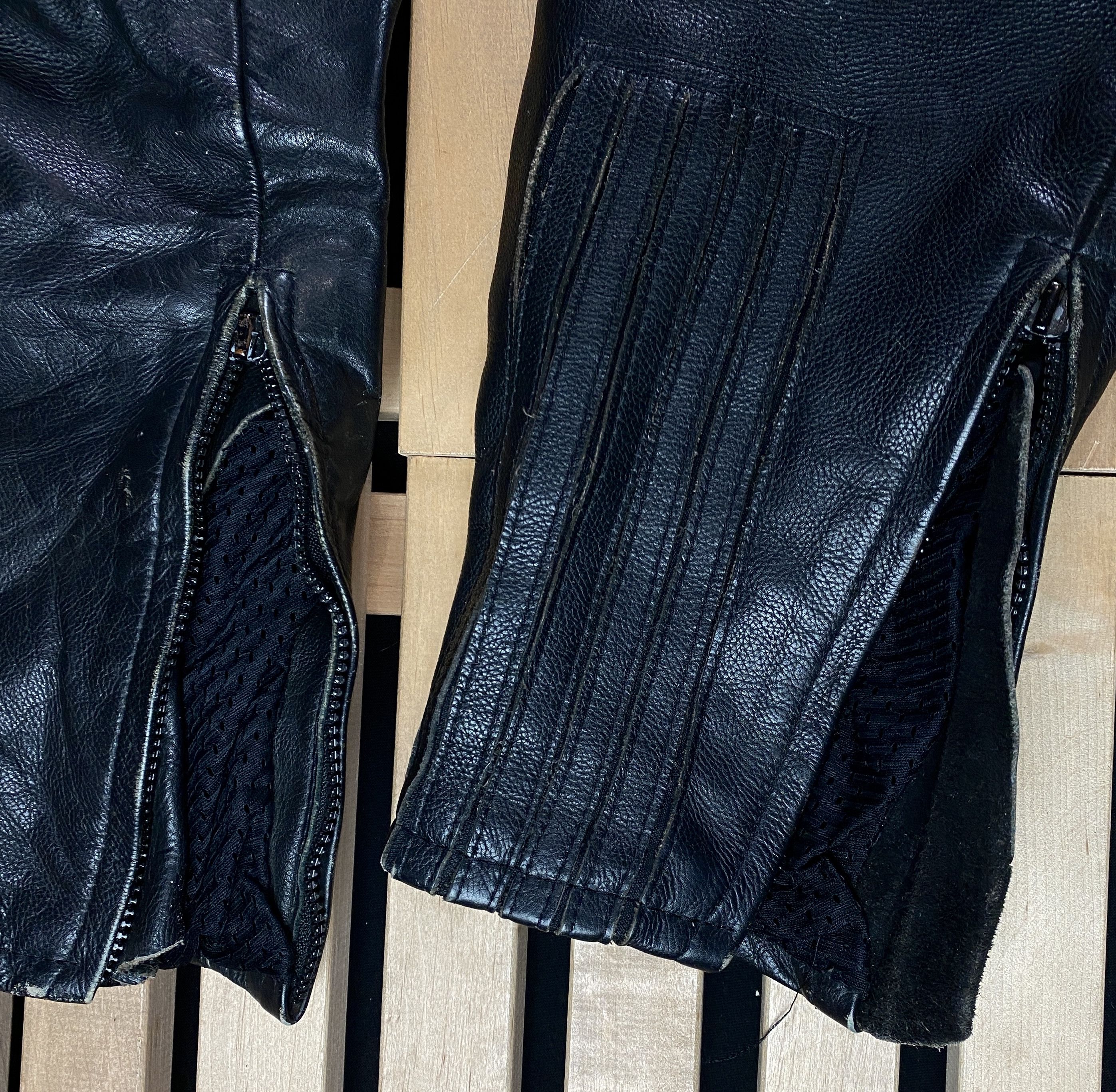 Belstaff Mens Leather Motorcycle Suit Belstaff Vintage Size 44 Size US M / EU 48-50 / 2 - 14 Thumbnail