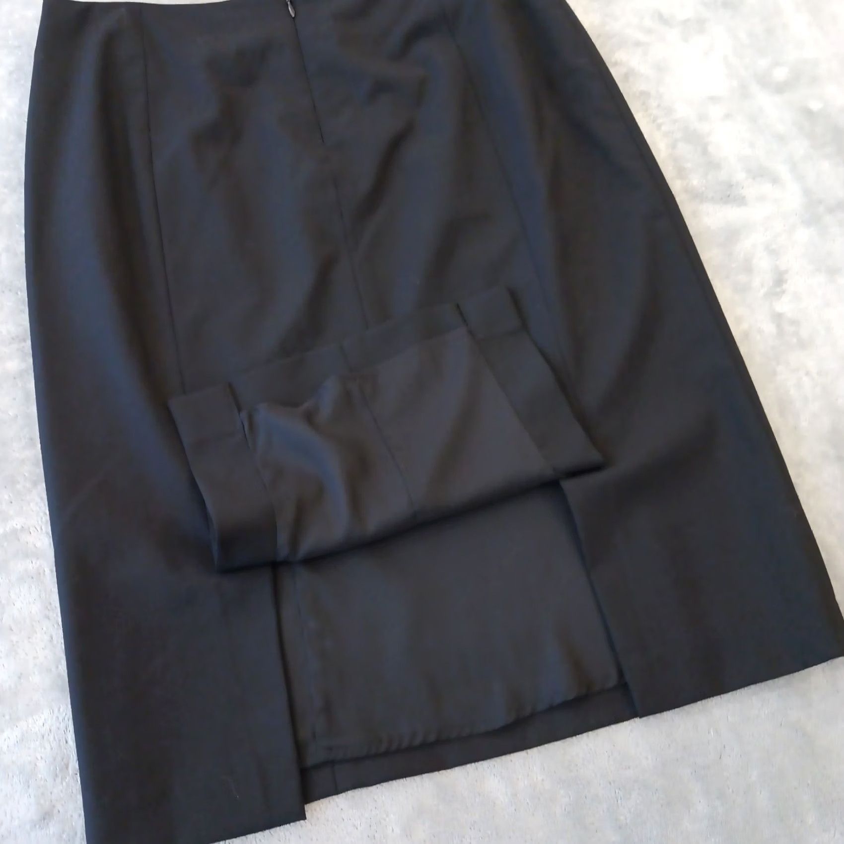 Theory Theory Skirt Women Size 12 Black Midi Pencil Double Slit Lined Wool Blend Size 34" / US 12 / IT 48 - 6 Thumbnail