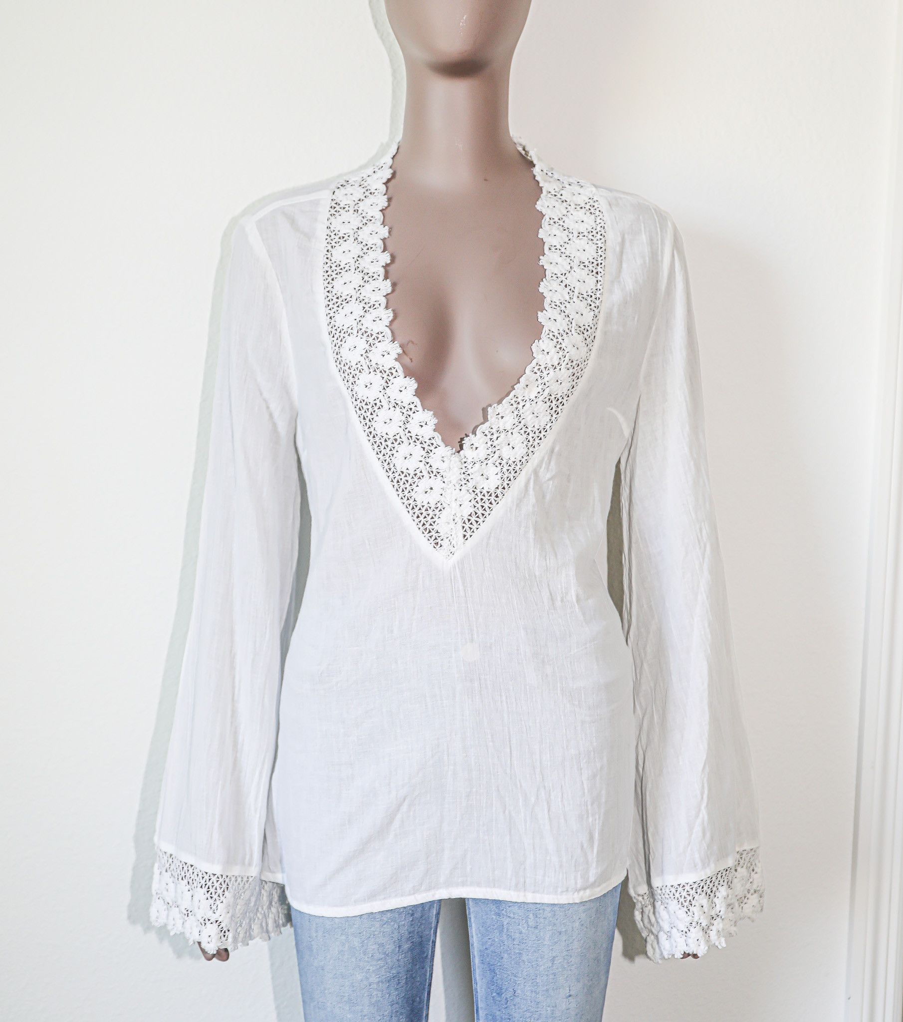 Guess Vintage Guess Boho White Cotton V Neck Lace Bikini Cover Up Size S / US 4 / IT 40 - 1 Thumbnail