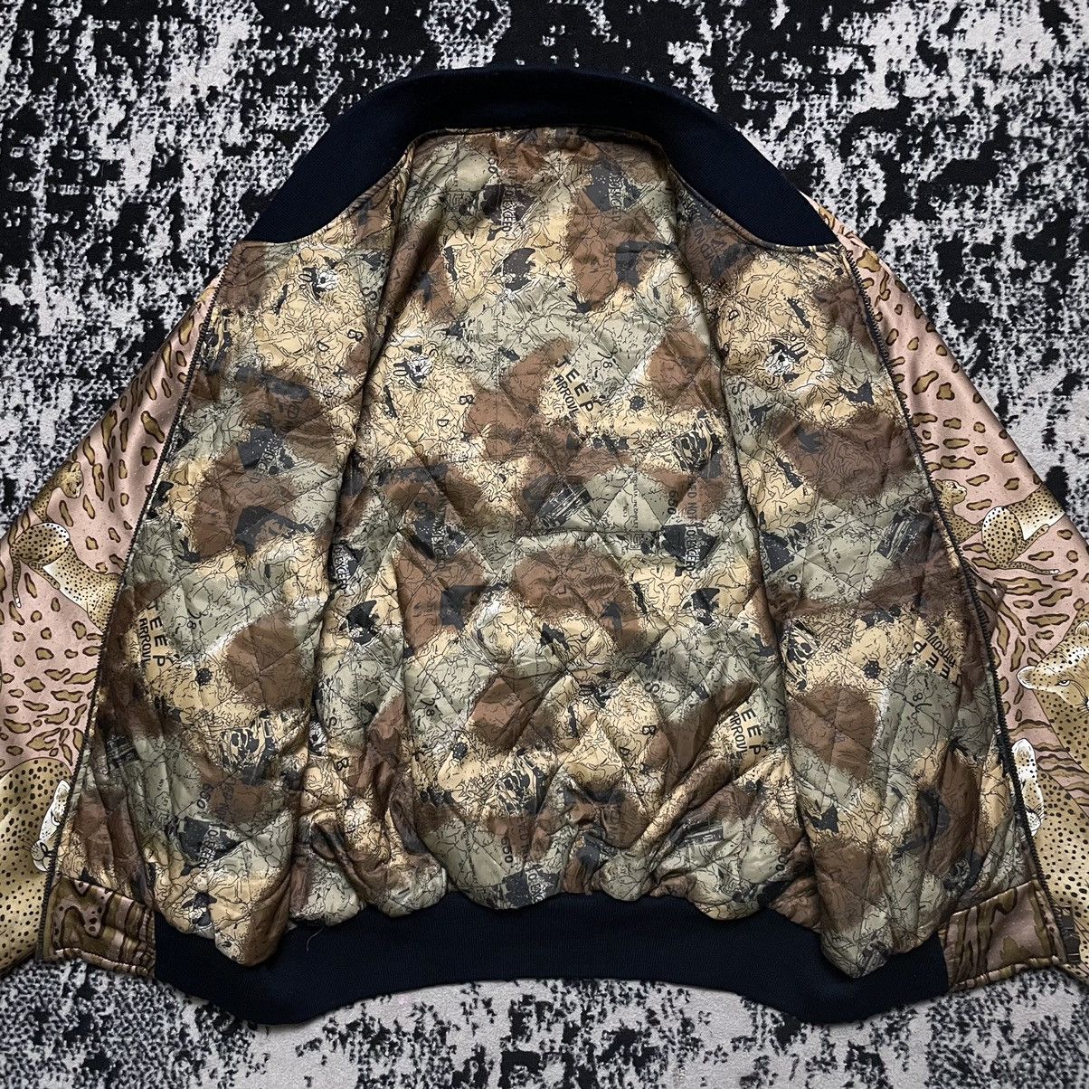 Vintage Vintage all over print leopard bomber jacket Size US L / EU 52-54 / 3 - 5 Thumbnail