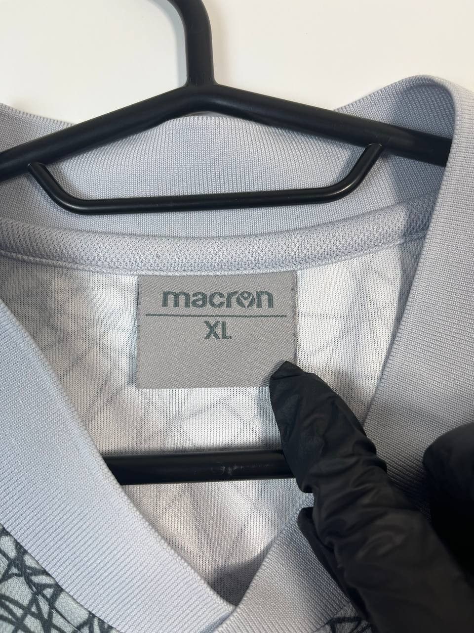 Macron HIBERNIAN FC TRAINING POLO FOOTBALL JERSEY MACRON Sz XL Size US XL / EU 56 / 4 - 3 Thumbnail