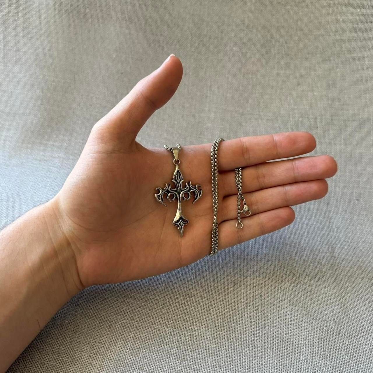 Other Y2k silver gothic cross necklace Size ONE SIZE - 4 Thumbnail