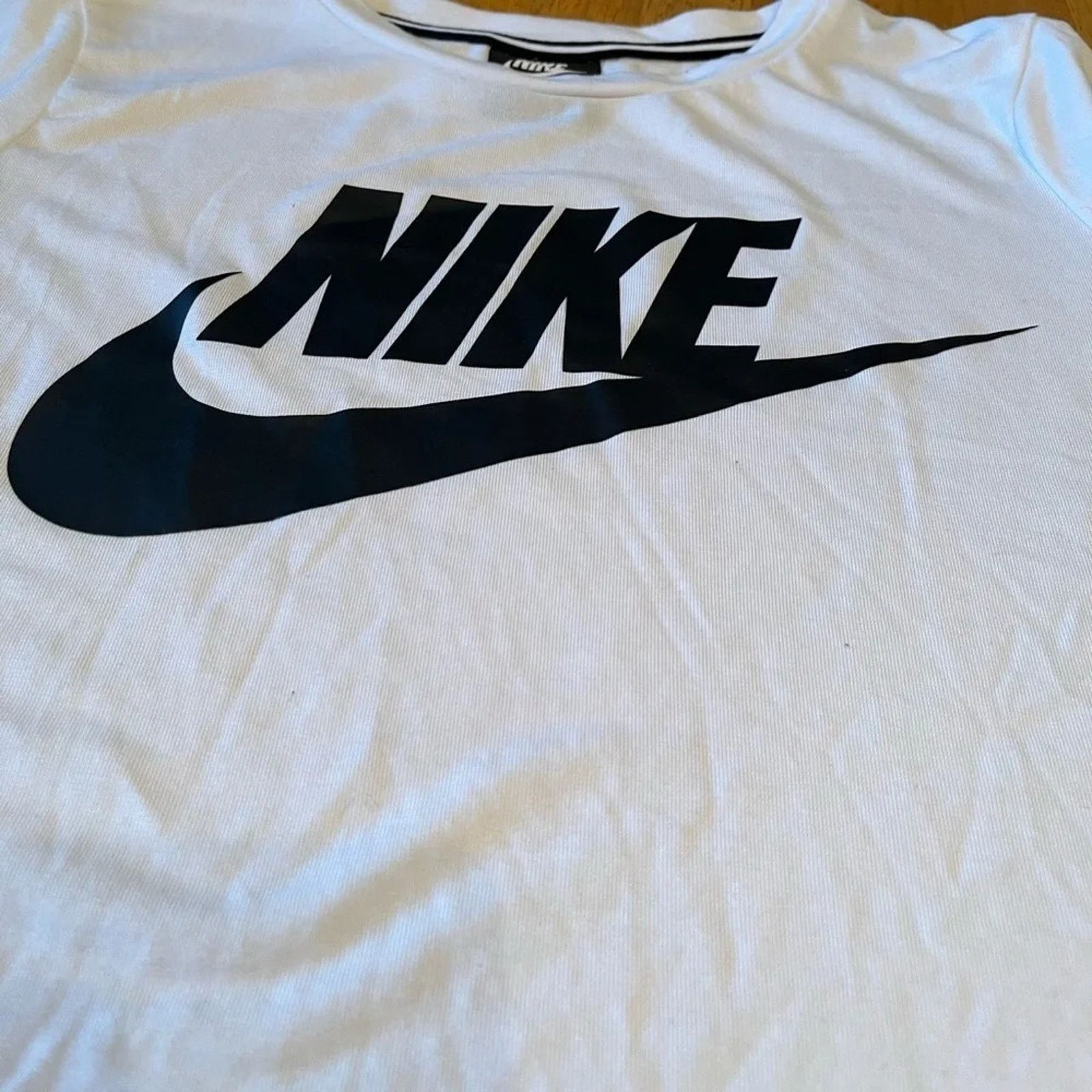 Nike Nike short sleeve white t-shirt, size Medium Size M / US 6-8 / IT 42-44 - 2 Thumbnail
