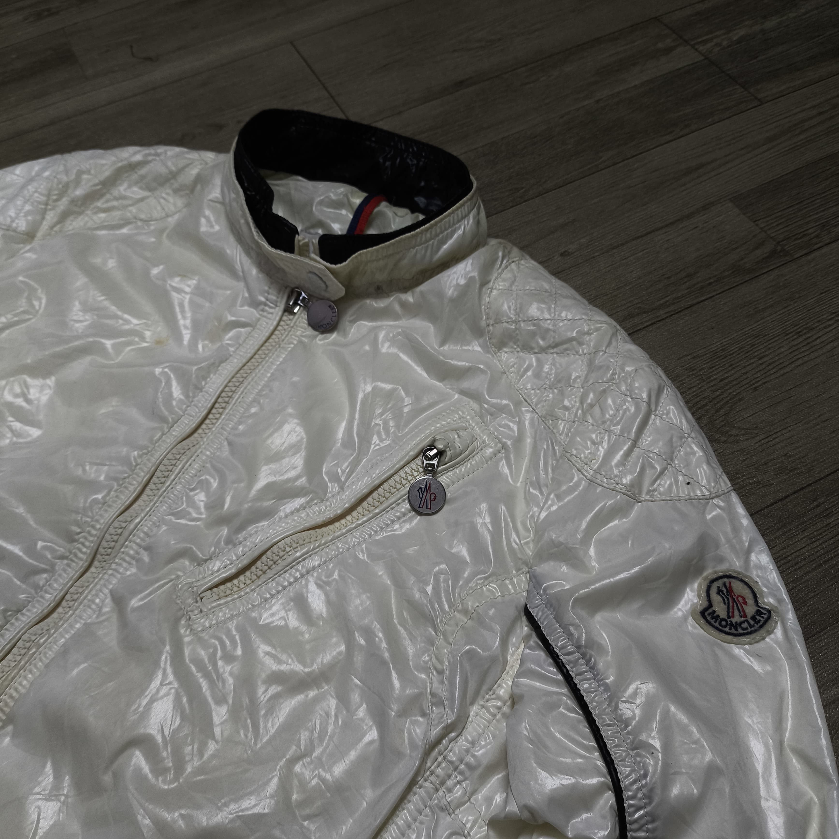 Moncler Vintage Moncler Multi pocket Bikers Jacket Size M / US 6-8 / IT 42-44 - 4 Thumbnail