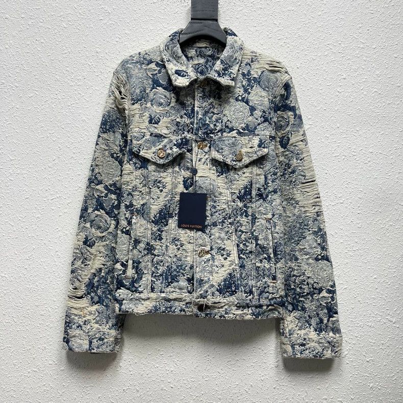 Louis Vuitton Louis Vuitton Floral denim jacket Size US M / EU 48-50 / 2 - 1 Thumbnail