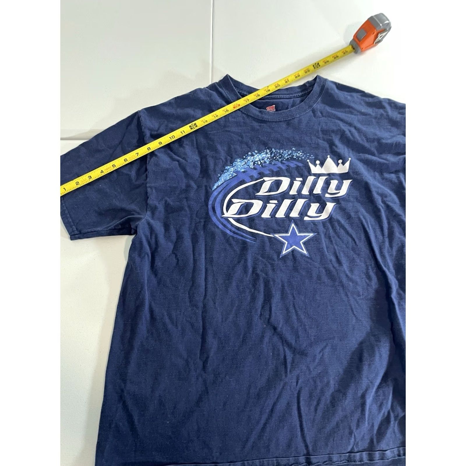 Hanes Bud Light Dilly Dilly Dallas Cowboys Hanes T-Shirt 2XL Mens Blue Cowboy Size US XXL / EU 58 / 5 - 5 Thumbnail