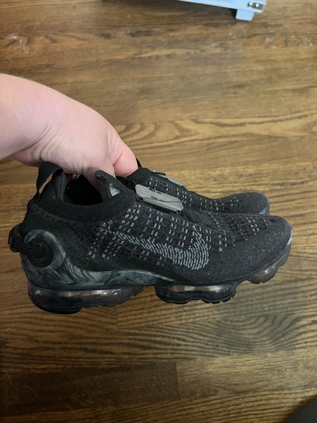 Nike Nike Air VaporMax Flyknit Womens Size 8 US CJ6741-003 Black Size US 8 / IT 38 - 1 Thumbnail