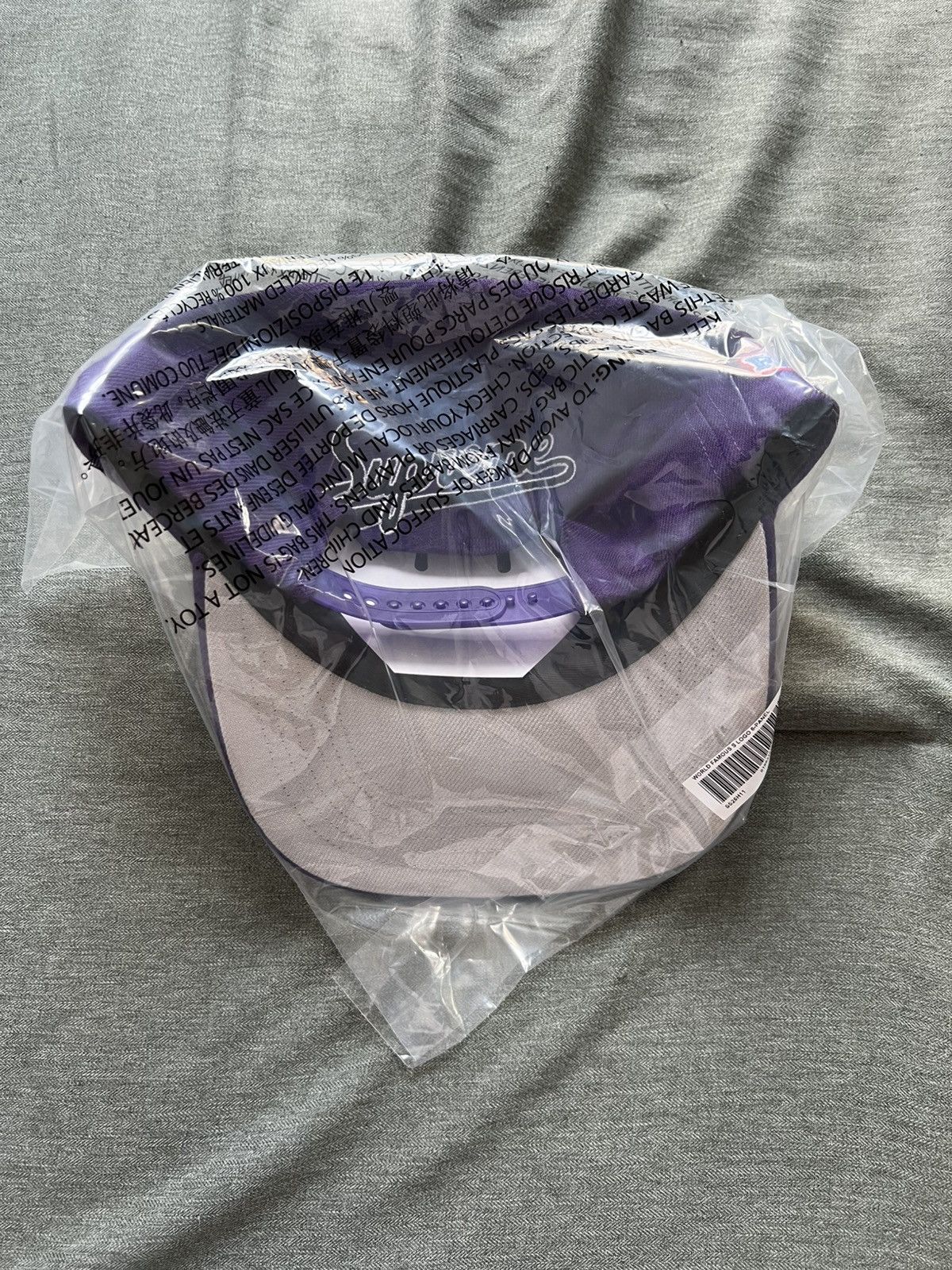 Supreme Supreme World Famous S Logo 6 Panel Purple Size ONE SIZE - 3 Thumbnail