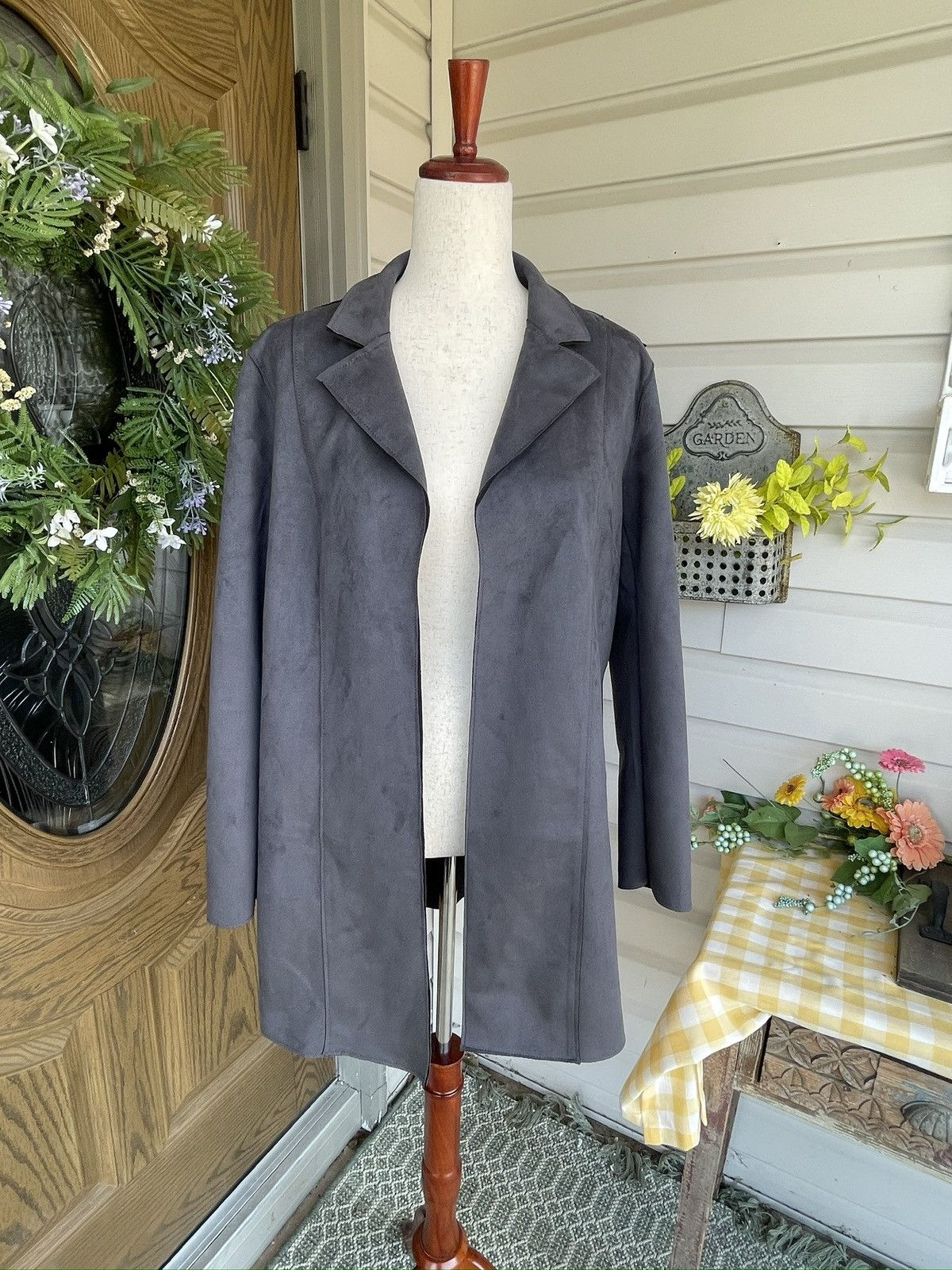 Other T Tahari Charcoal Open-Front Suede Jacket Size M / US 6-8 / IT 42-44 - 1 Thumbnail