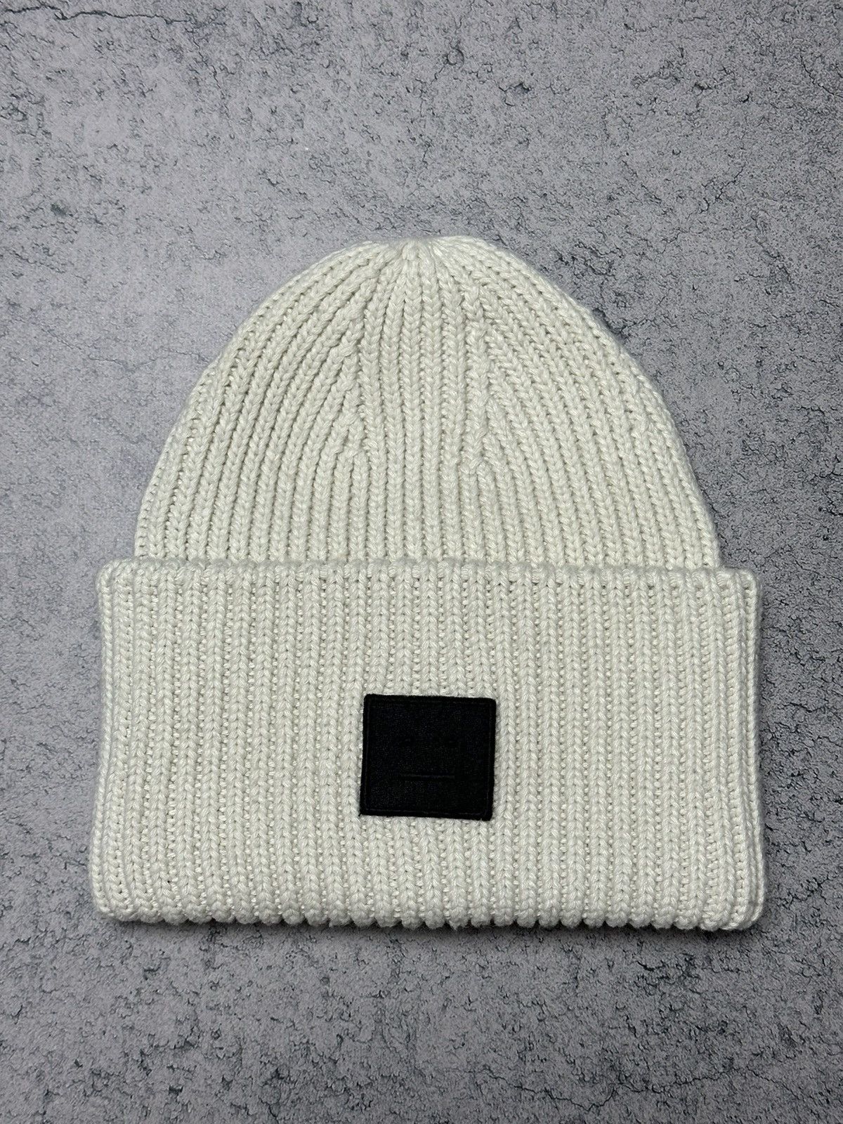 Acne Studios Acne Studios Pancy Wool Face Patch Beanie Hat Size ONE SIZE - 2 Thumbnail