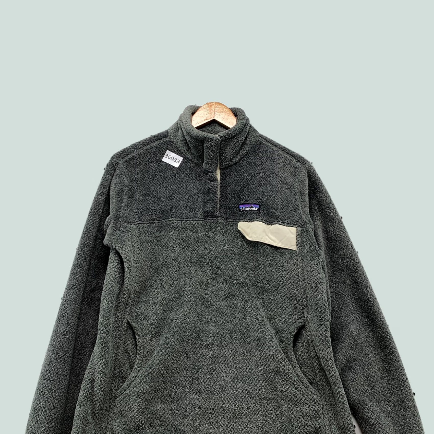 Patagonia Patagonia ReTool 1/4 Snap Pullover Jacket Womens Large Gray Pile 19x25.5 Size L / US 10 / IT 46 - 1 Thumbnail