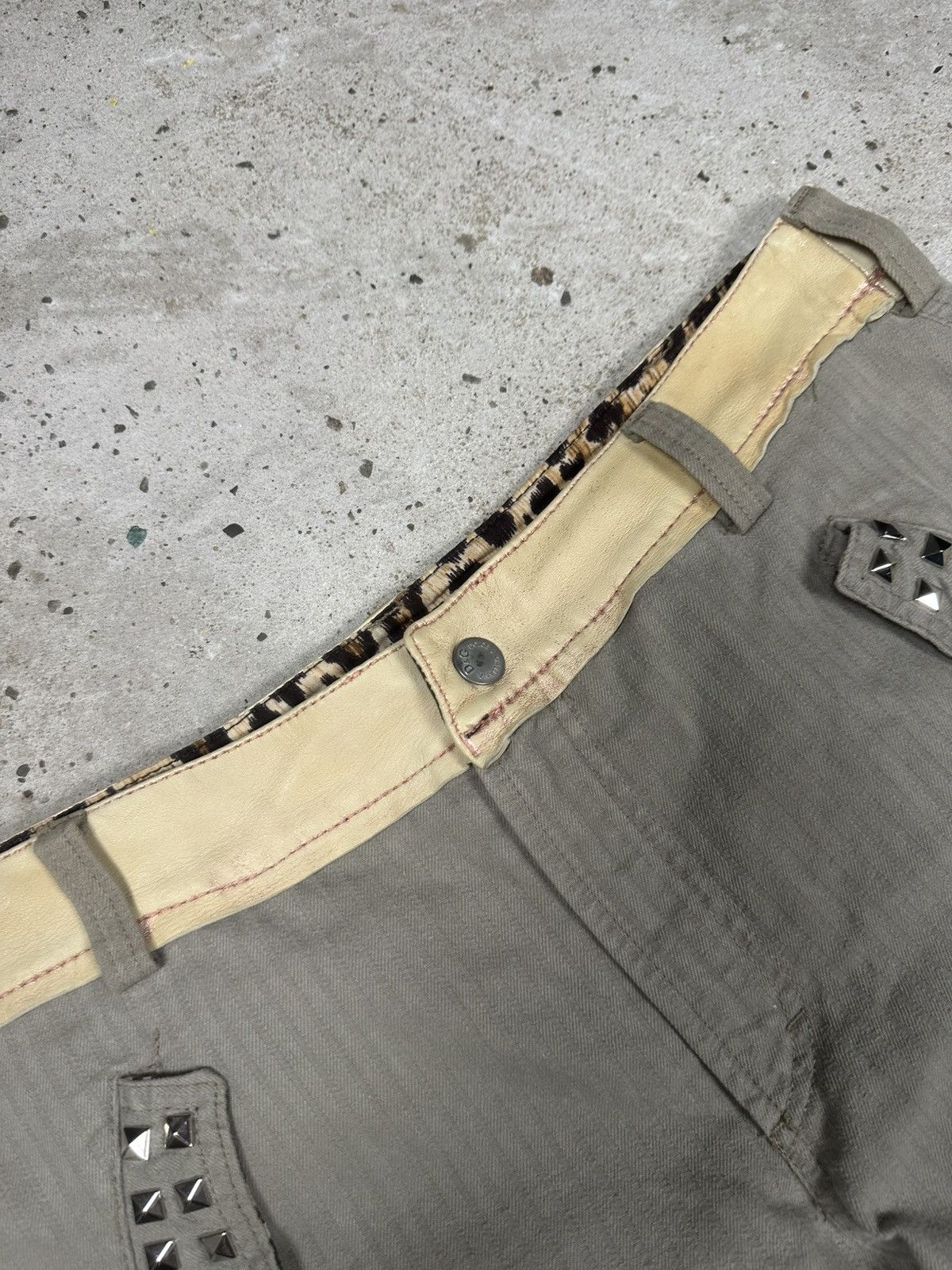 Dolce & Gabbana 2003 Dolce & Gabbana Baggy Loose Cargo Pants Studs Patched Size US 34 / EU 50 - 11 Thumbnail
