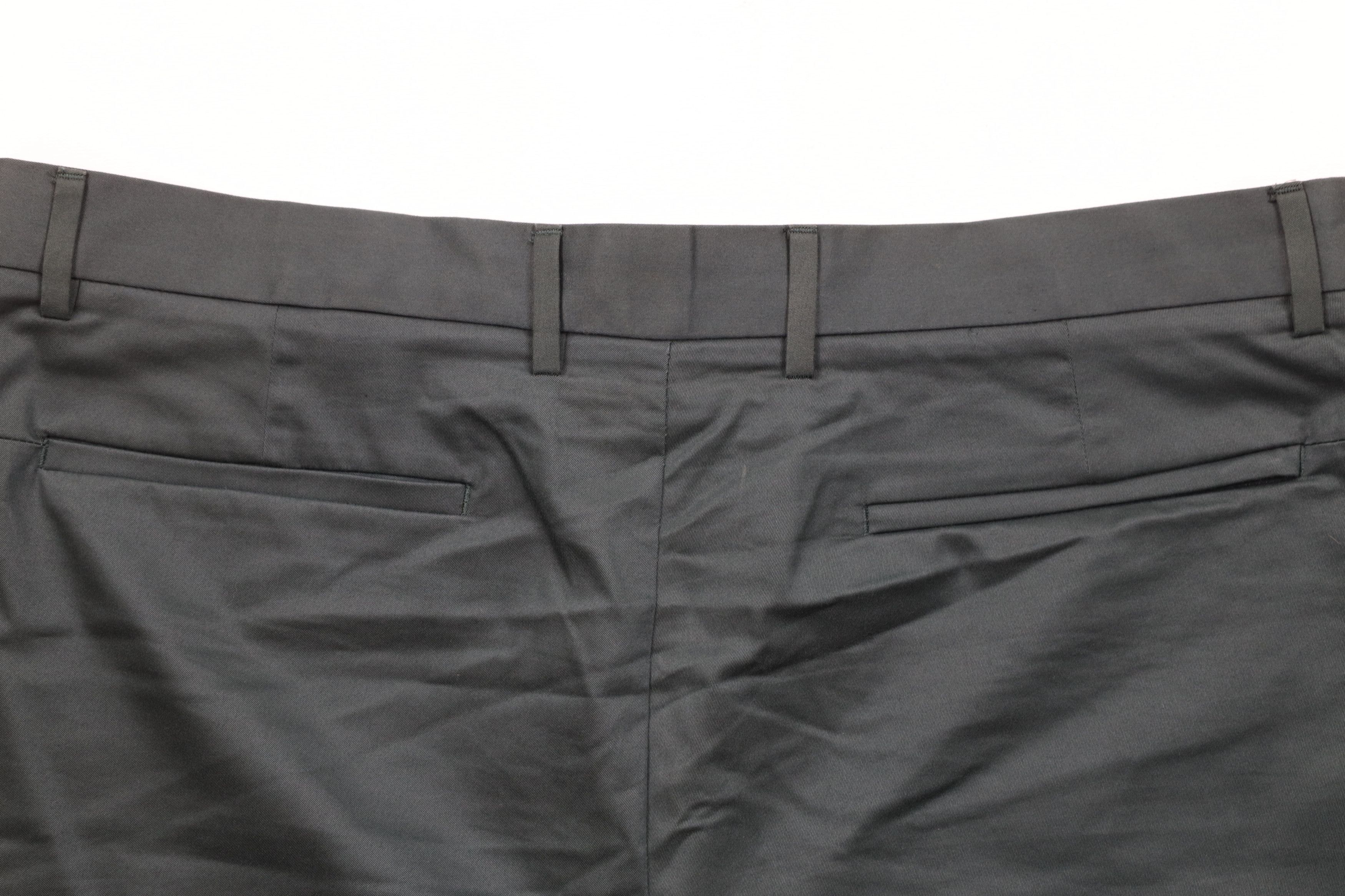 Banana Republic × Vintage Banana Republic Front Tech Above Knee Aiden Shorts Green Size US 38 / EU 54 - 8 Thumbnail