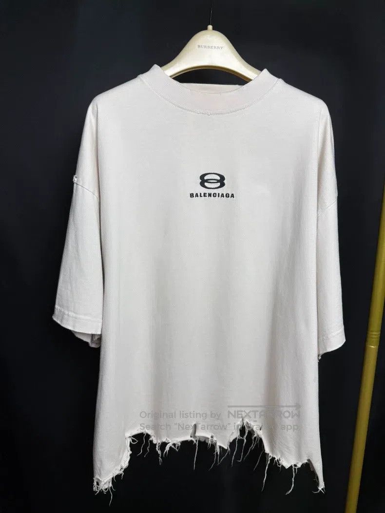 Balenciaga Balenciaga White Short Sleeve Size US L / EU 52-54 / 3 - 1 Thumbnail