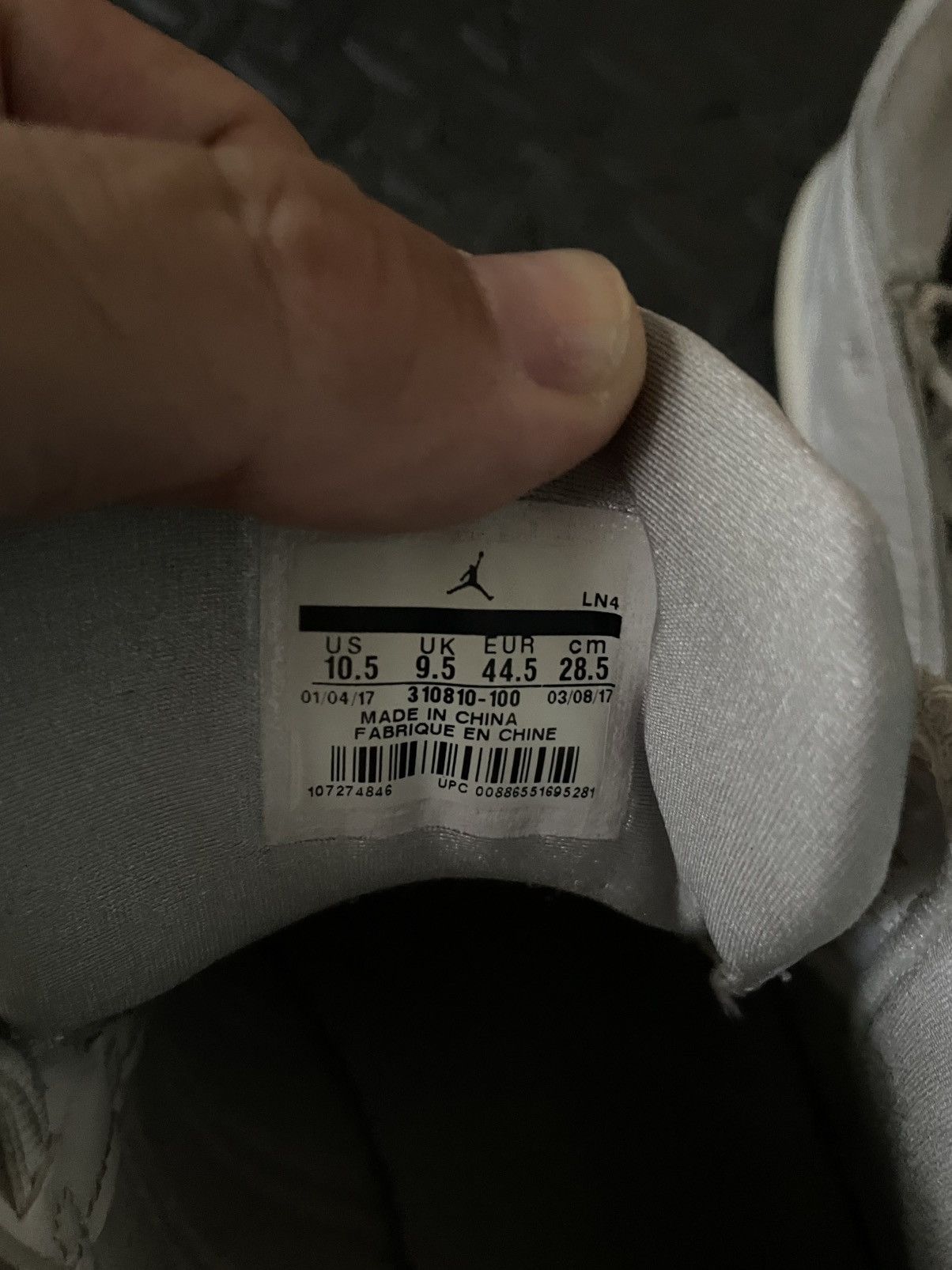 Jordan Brand Jordan 13 low pure platinum Size US 10.5 / EU 43-44 - 6 Thumbnail
