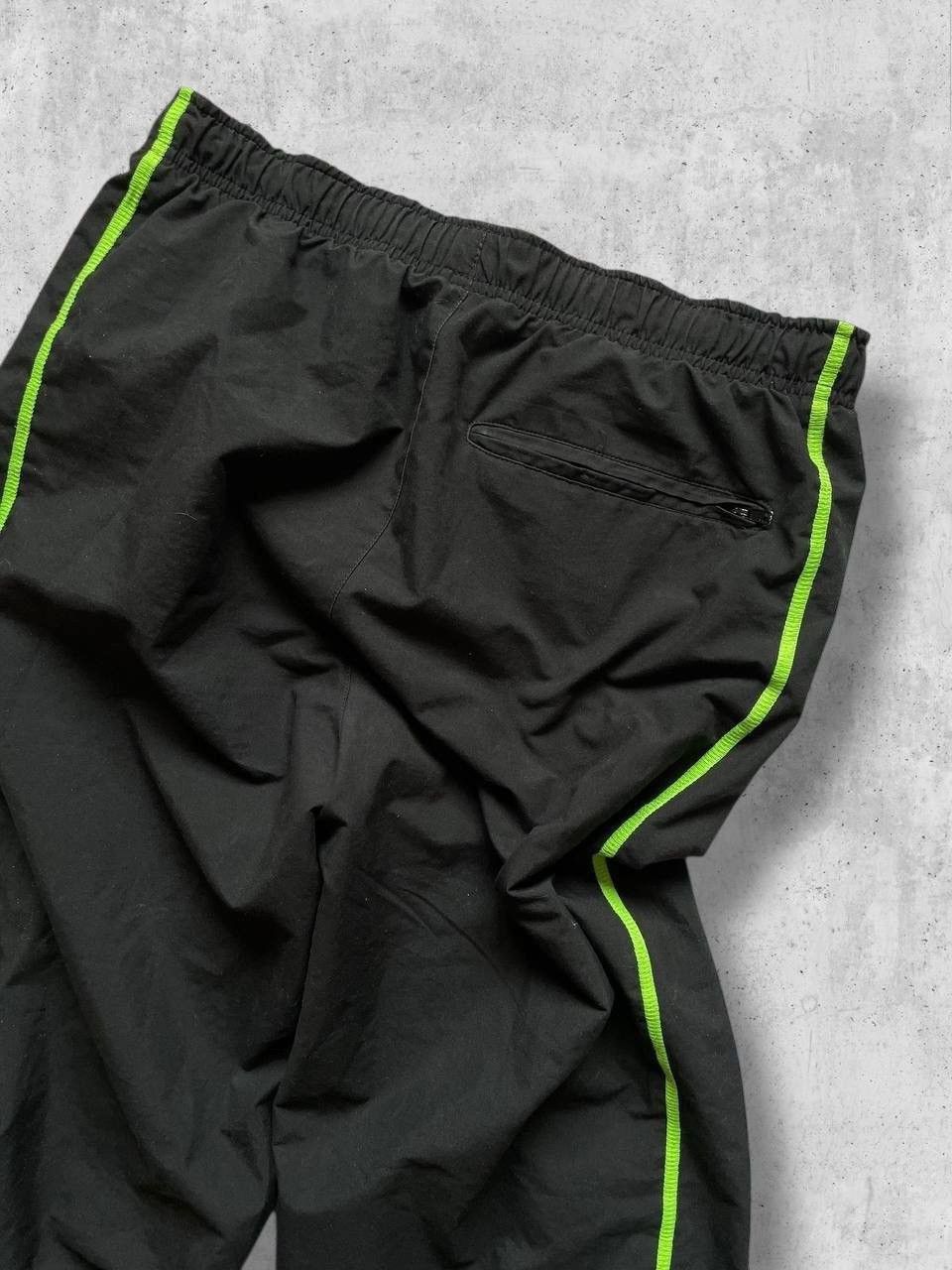 Nike Nike vintage track pants nylon trousers y2k 32 Size US 32 / EU 48 - 3 Thumbnail