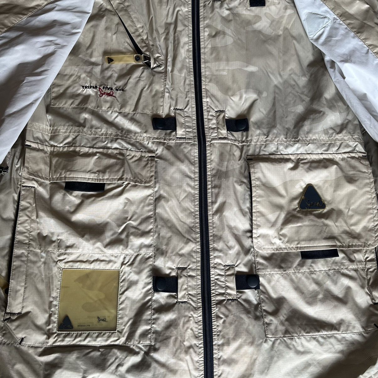 Vintage Vintage 1990s Triple Five Soul Break Away Tech Hooded Jacket Size US L / EU 52-54 / 3 - 14 Thumbnail