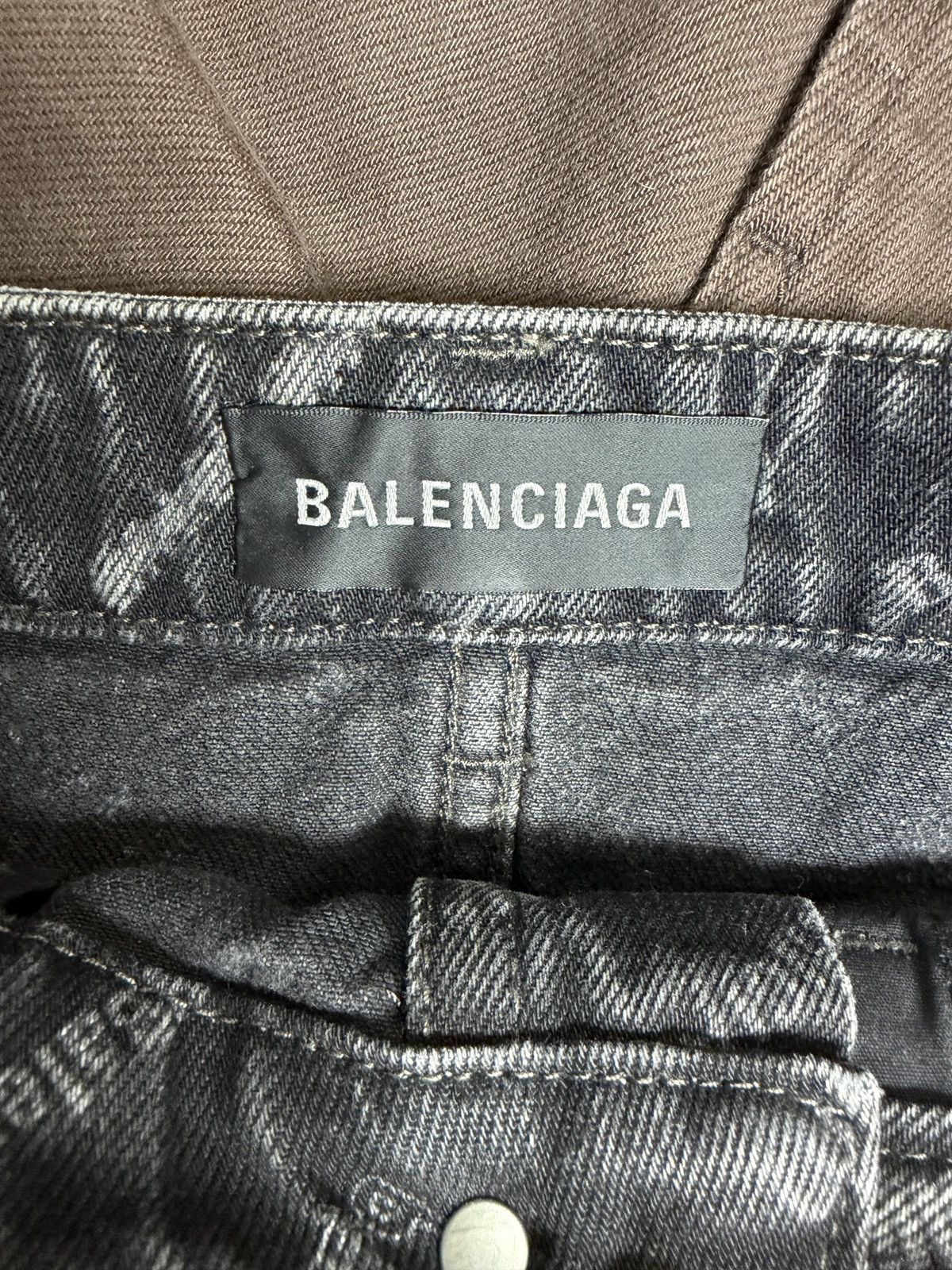 Balenciaga Balenciaga Logo-Print Denim Low-Waist Mini Skirt Size 25" / US 0 / IT 36 - 3 Thumbnail