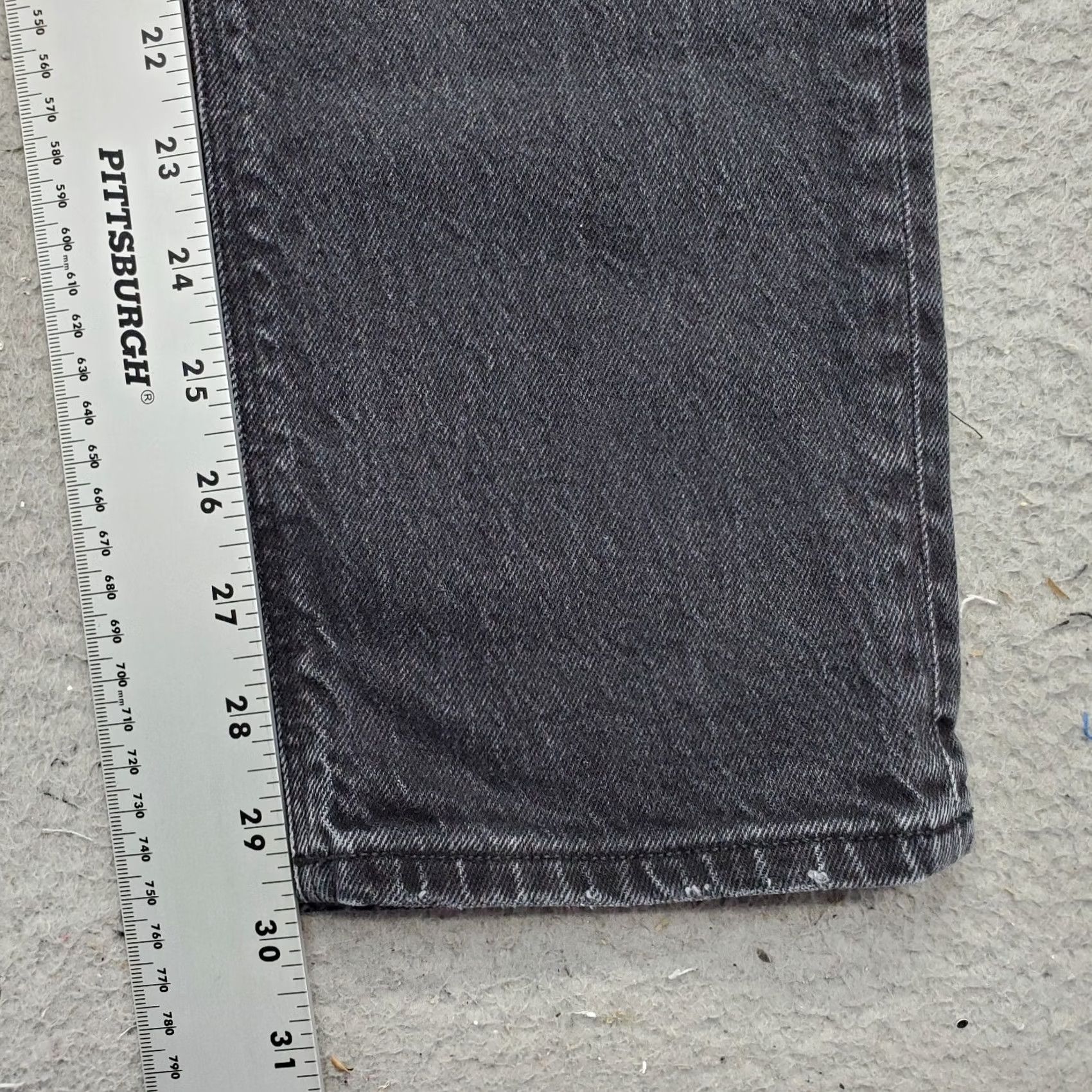 American Eagle Outfitters American Eagle Outfitters Skinny Jeans Women 4 Black Slim Fit 5-Pocket Distressed Denim Pair Size 27" / US 4 / IT 40 - 4 Thumbnail