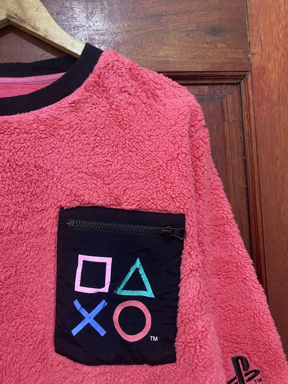 GU × Japanese Brand × Playstation GU x Sony PlayStation Sherpa Fleece Pullover Sweatshirts Size US XL / EU 56 / 4 - 4 Thumbnail