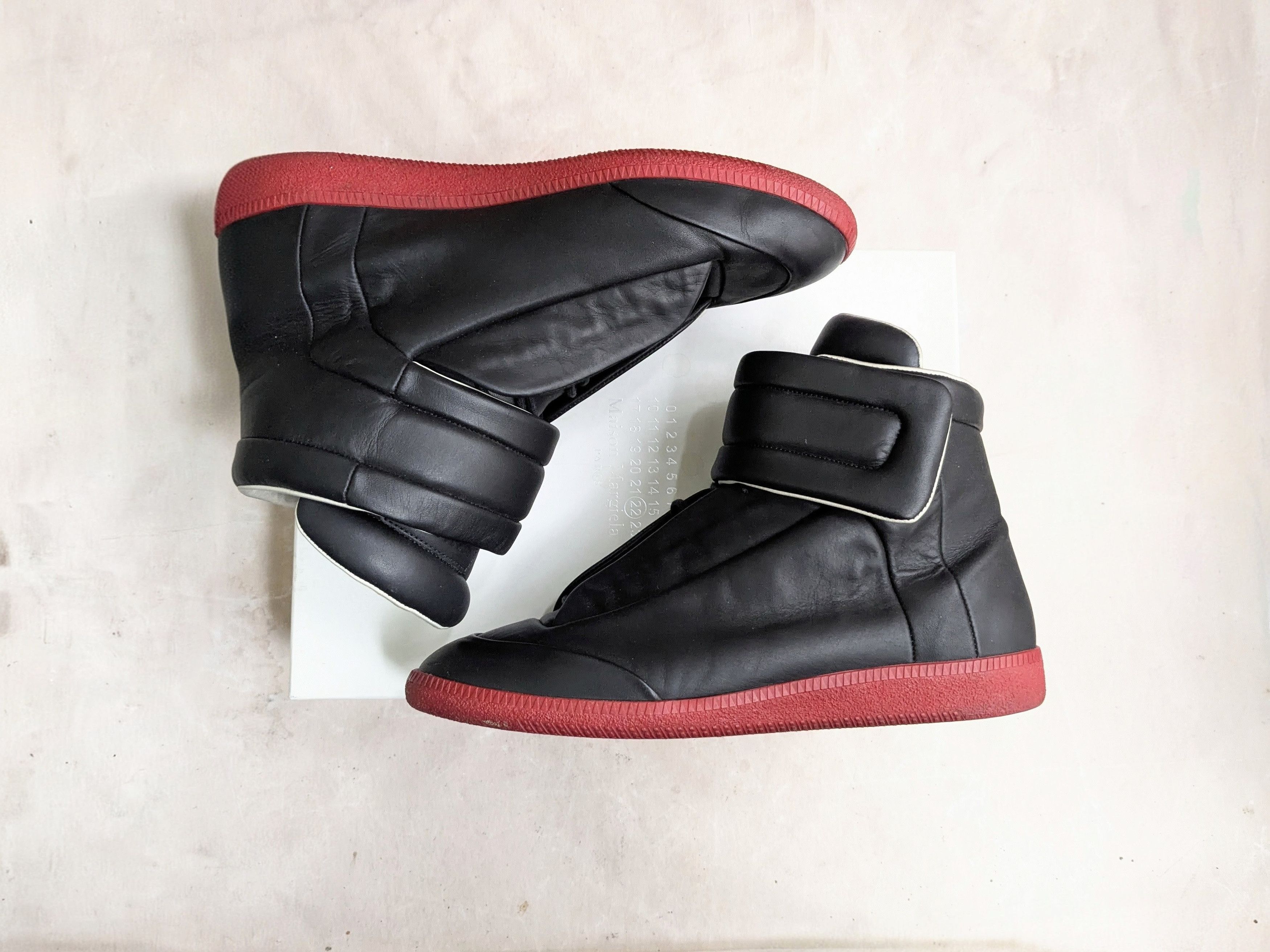 Maison Margiela Future High Top Sneakers Black Red 10 43
