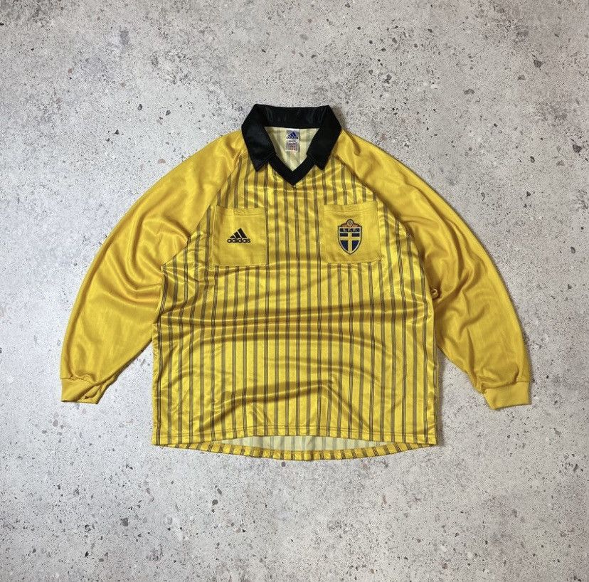 Vintage Vintage 1994-96s Adidas Sweden Soccer Jersey Y2K Hype Drill Size US XL / EU 56 / 4 - 1 Thumbnail