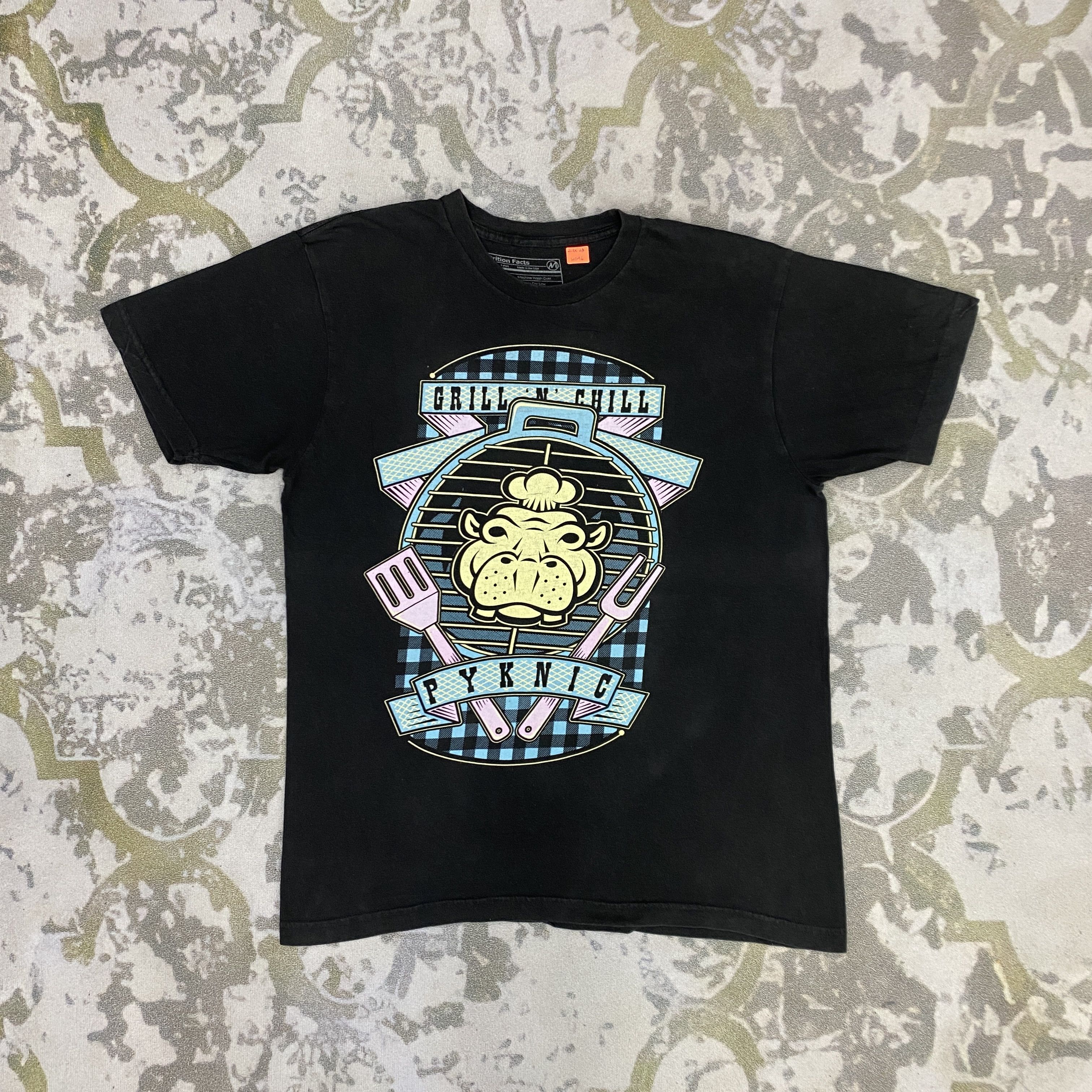 Japanese Brand Vintage Grill 'N' Chill Pyknic T-Shirt - H096 Size US M / EU 48-50 / 2 - 1 Thumbnail