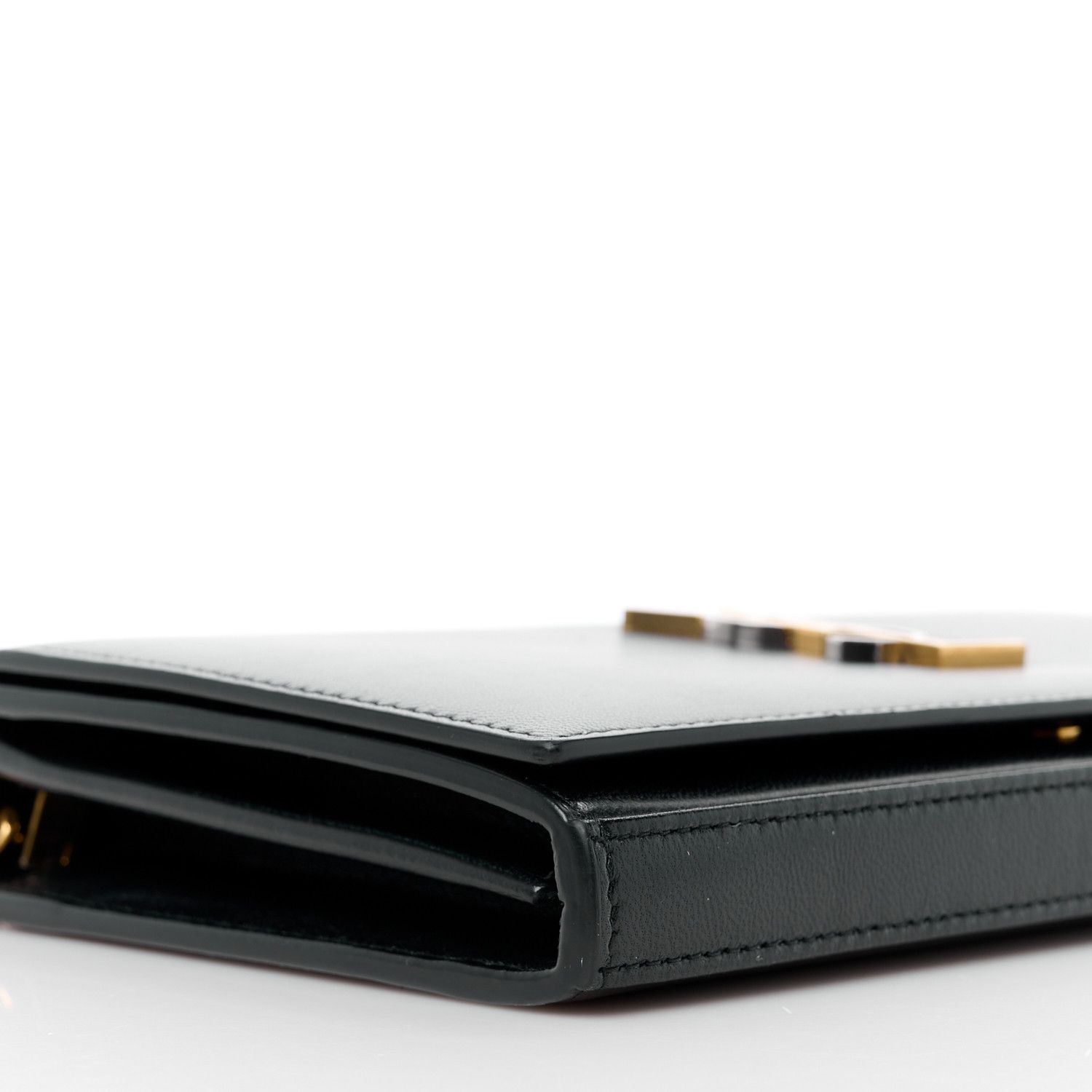Saint Laurent Paris o1b1hav110325 Size: OS / Cassandre Chain Wallet in Black Size ONE SIZE - 9 Thumbnail