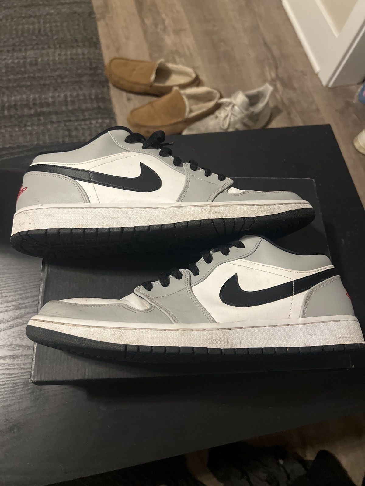 Jordan Brand × Nike Jordan 1 low smoke grey Size US 13 / EU 46 - 1 Thumbnail