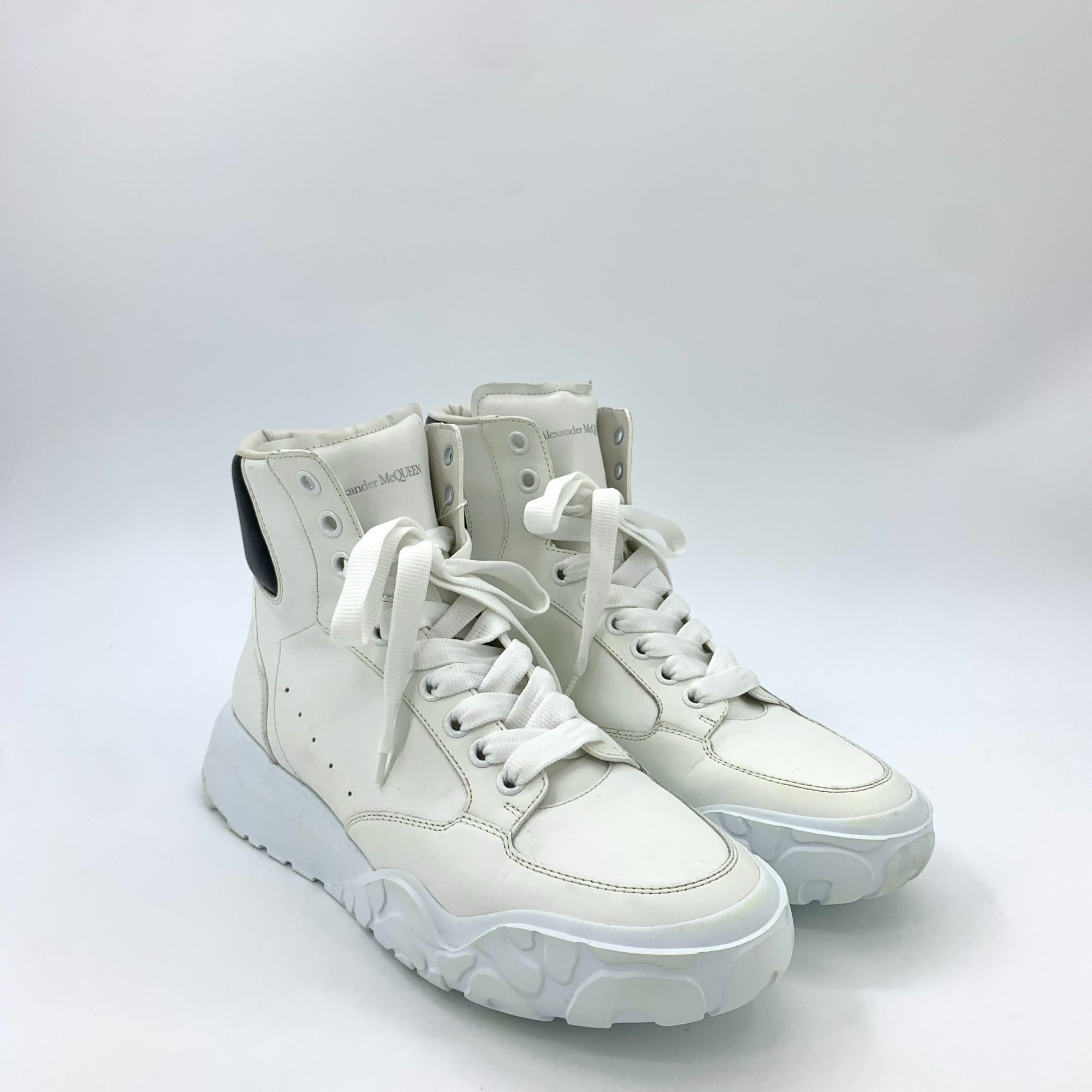 Alexander McQueen Alexander McQueen White Lace-Up Platform High-Top Sneakers ( Size US 11 / EU 44 - 9 Thumbnail
