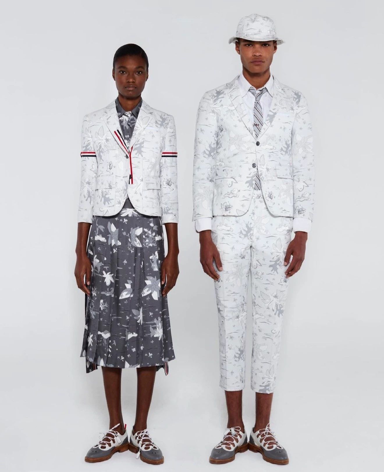Thom Browne Thom Browne Women's Runway Double Sleeve Logo White Blazer Size S / US 4 / IT 40 - 7 Thumbnail