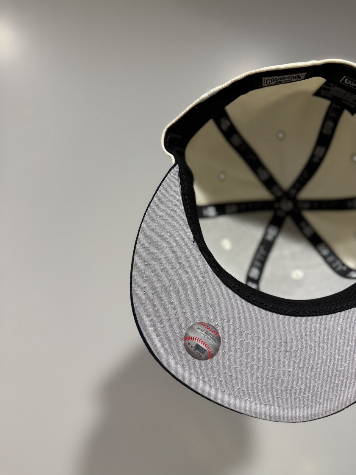 Hat Club × MLB × New Era Hatclub Exclusive New York Yankees Polo Grounds OffWhite 3/8 Size ONE SIZE - 4 Thumbnail
