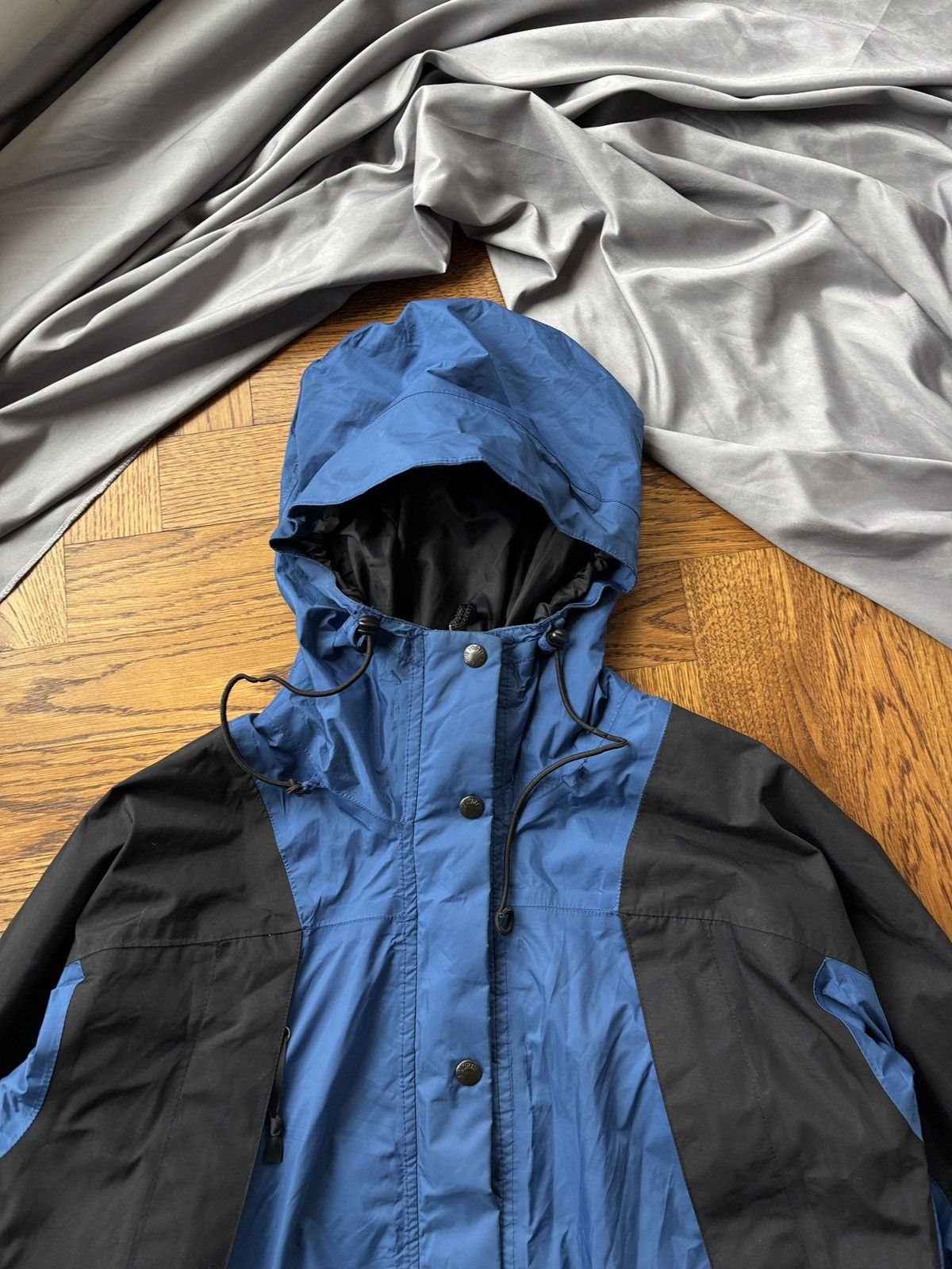 Goretex × The North Face × Vintage Vintage North Face Gore-tex Shell Jacket 1990s TNF Extreme M Size US M / EU 48-50 / 2 - 9 Thumbnail