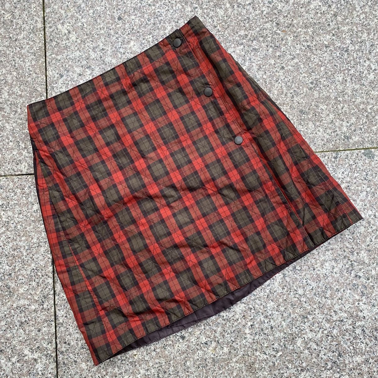 Uniqlo Uniqlo quilted skirt Size 30" / US 8 / IT 44 - 1 Thumbnail