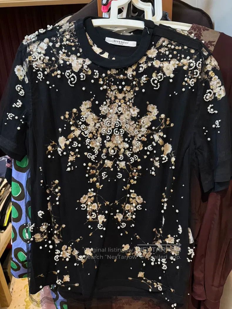 Givenchy Givenchy Pearl Starry Sky Embroidered Black Mesh T-shirt Size US M / EU 48-50 / 2 - 1 Thumbnail