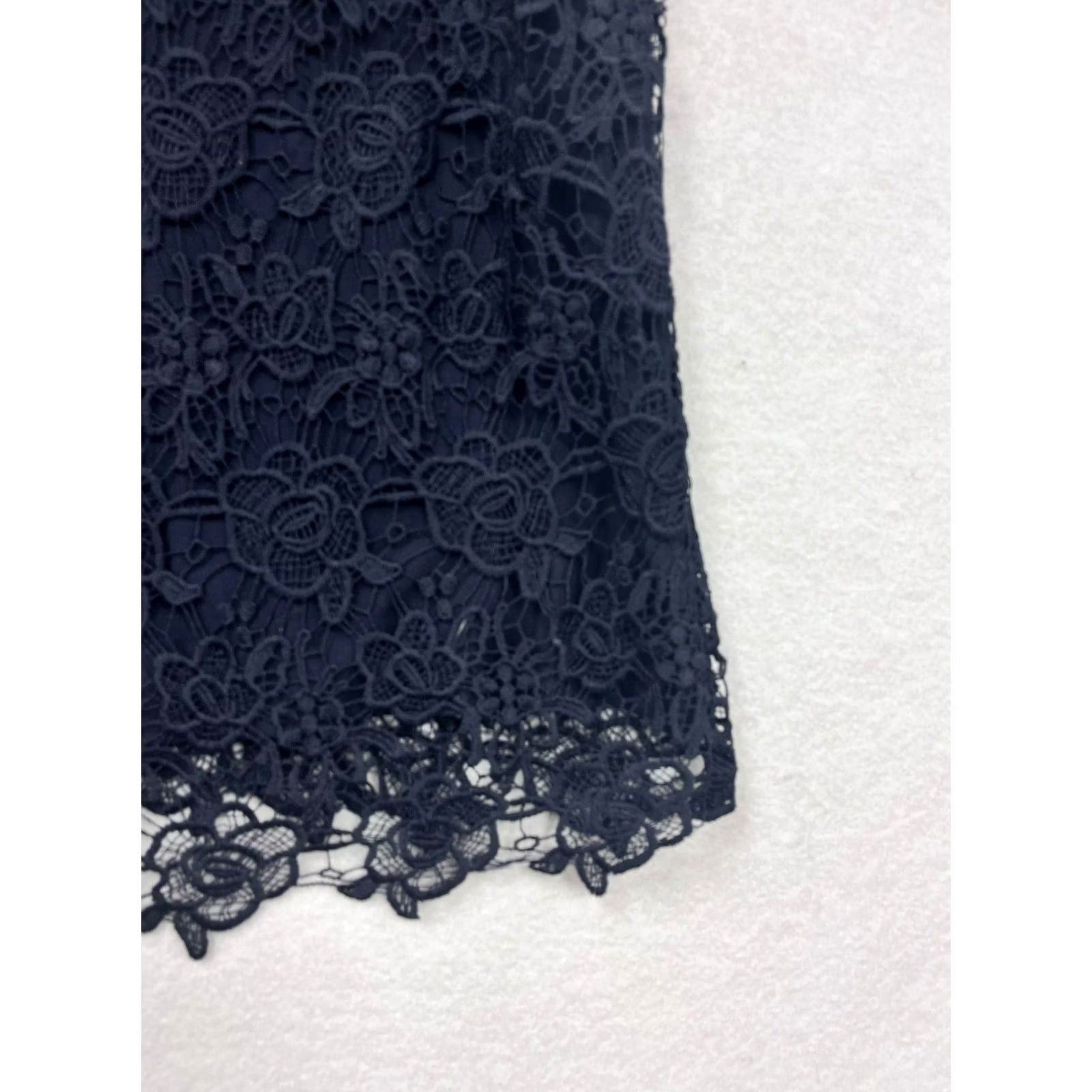 Nanette Lepore Nanette Lepore Womens Blouse Navy Floral Lace Sleeveless Top S Navy Size S / US 4 / IT 40 - 5 Thumbnail