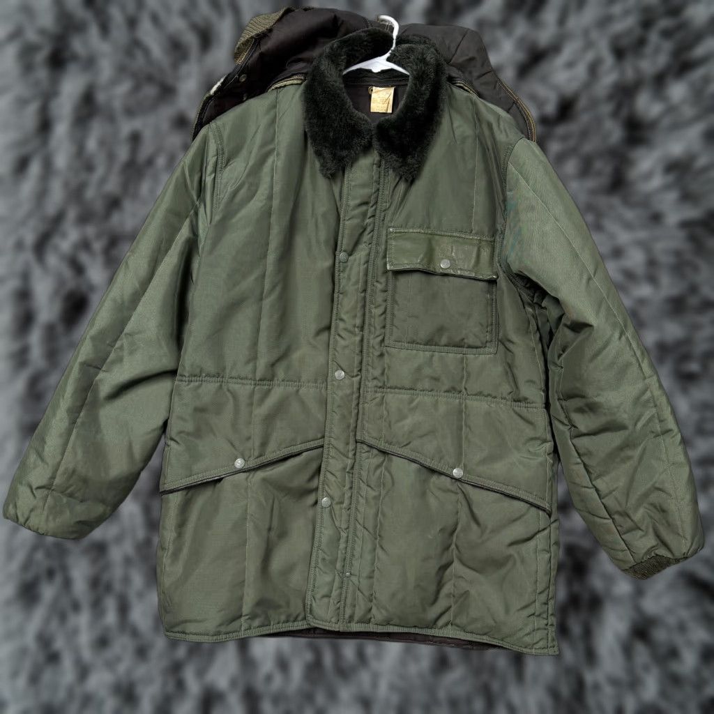 Refrigiwear VTG RefrigiWear Parka Coat Mens L Green 80s Insulated Hooded Workwear Gorpcore USA Parka Mens L Green 80s Size US L / EU 52-54 / 3 - 1 Thumbnail