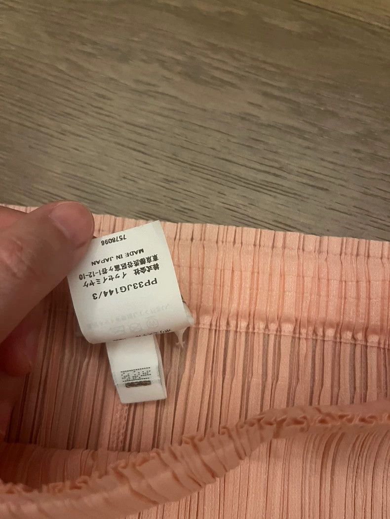 Issey Miyake Issey Miyake size:3 Coral pink pleated skirt Size 31" - 6 Thumbnail