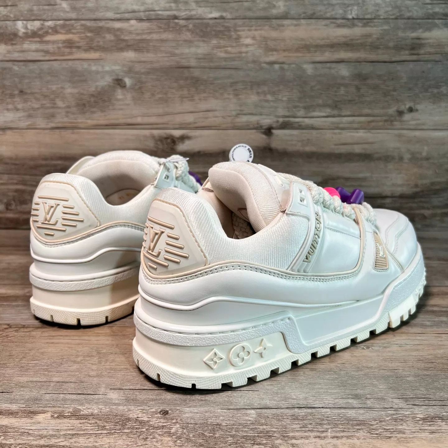 Louis Vuitton LOUIS VUITTON LV TRAINER MAXI white UK8/42 Size US 9 / EU 42 - 3 Thumbnail