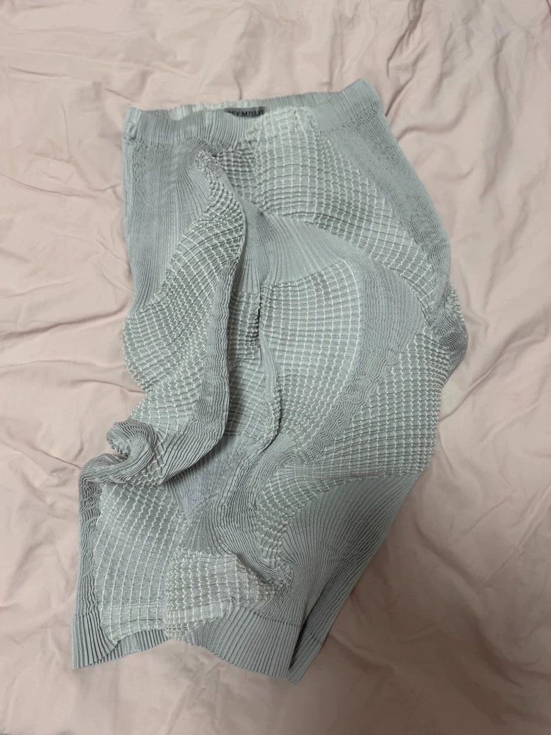 Issey Miyake Issey Miyake Flower bud skirt Size 25" / US 0 / IT 36 - 8 Thumbnail