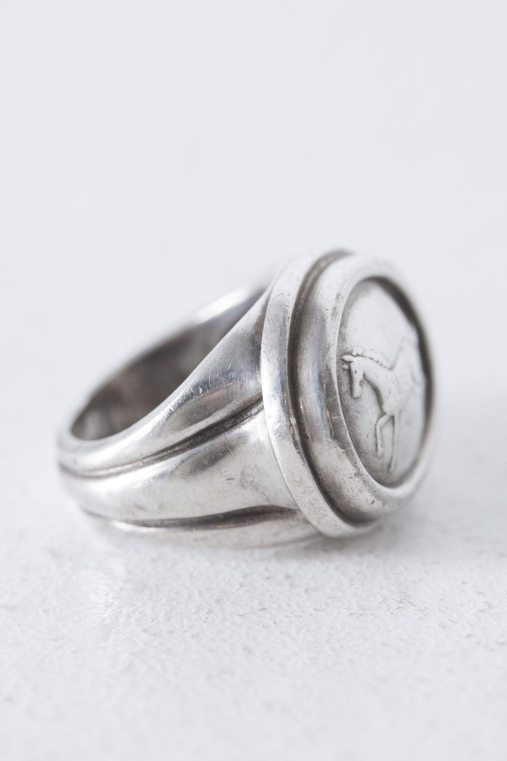 Kieselstein-Cord Kieselstein Cord horse signet ring US 7.5 Size ONE SIZE - 4 Thumbnail