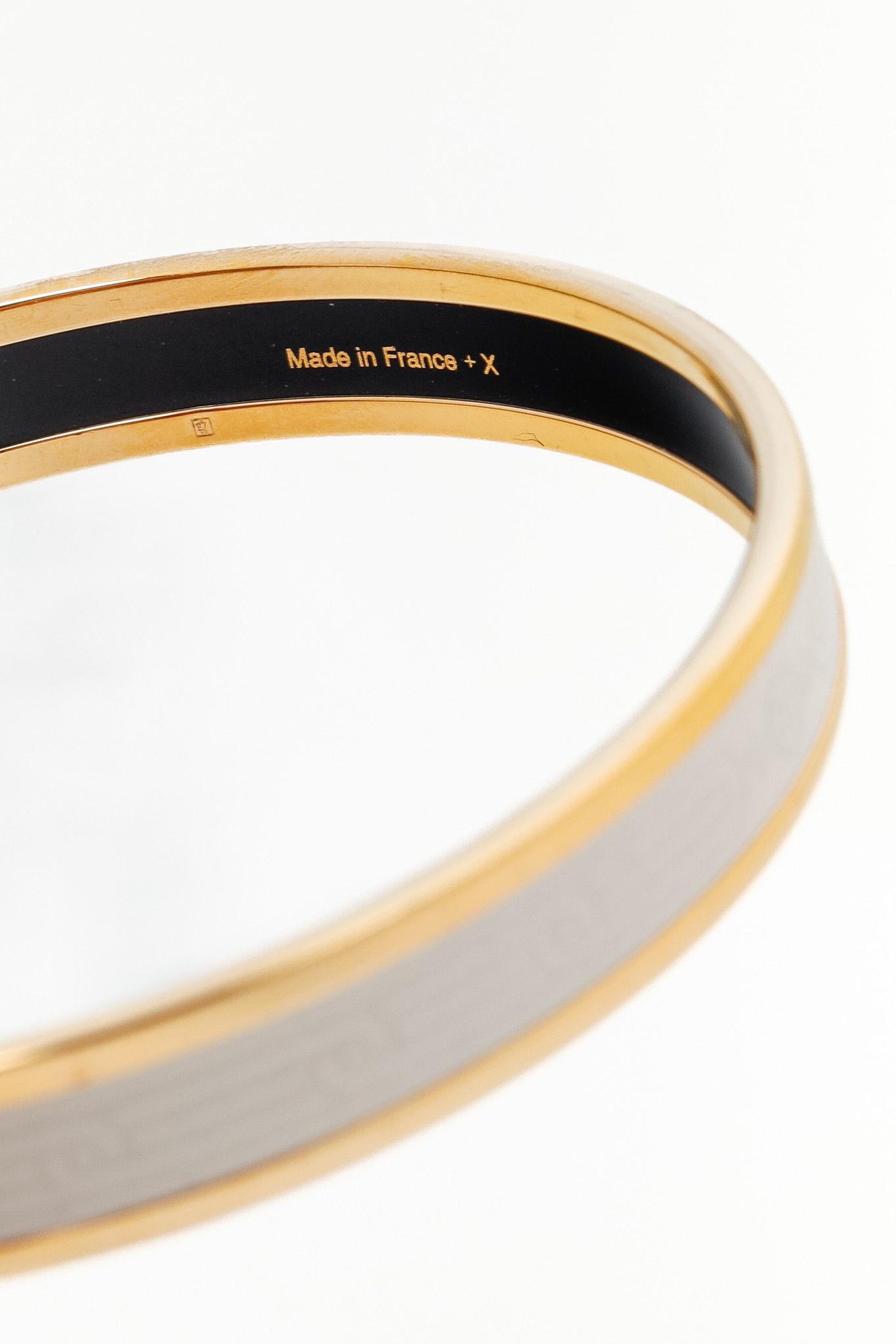 Hermes Hermes Sellier Blanc Engraved Bangle Size ONE SIZE - 5 Thumbnail