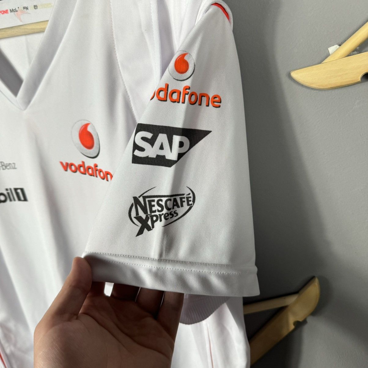 Mercedes-Benz Vintage Vodafone McLaren Mercedes #1 Alonso Racing Jersey Size US L / EU 52-54 / 3 - 8 Thumbnail