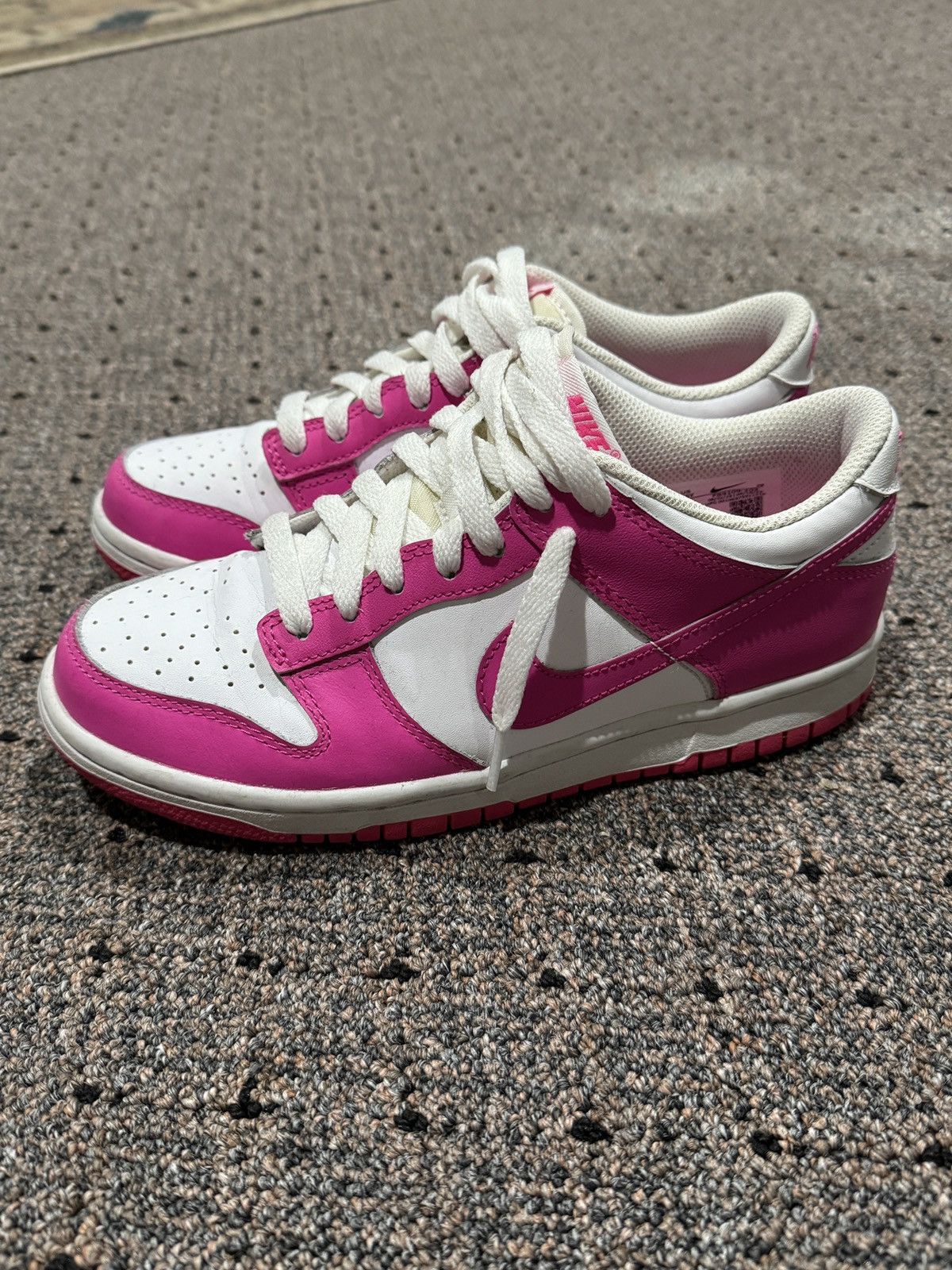 Nike Nike Dunk Low Pink White Size 5.5Y Women’s 7 Size US 7 / IT 37 - 1 Thumbnail
