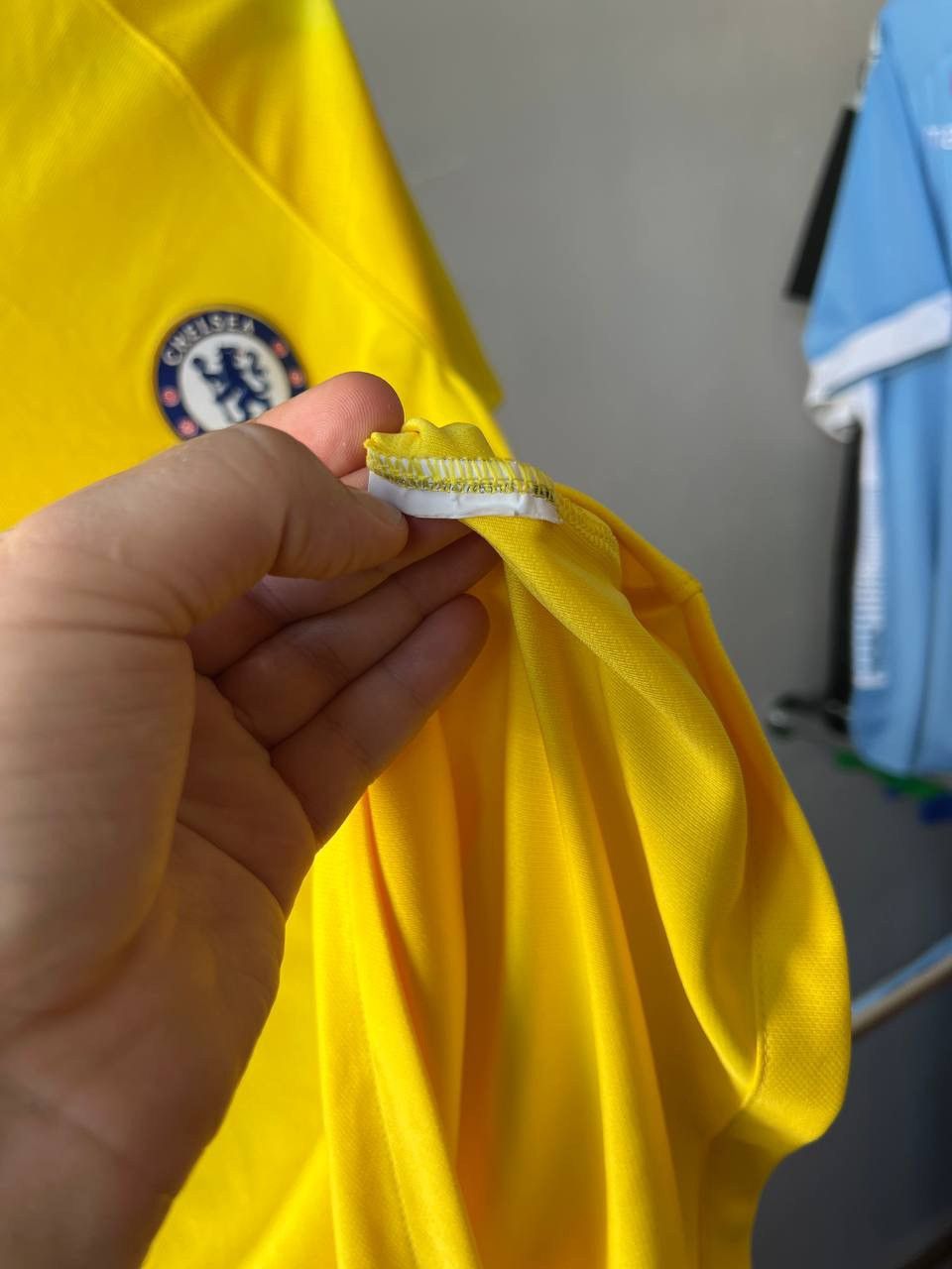 Nike 2018/19 CHELSEA FC AWAY SOCCER JERSEY FOOTBALL SHIRT NIKE S Size US S / EU 44-46 / 1 - 7 Thumbnail