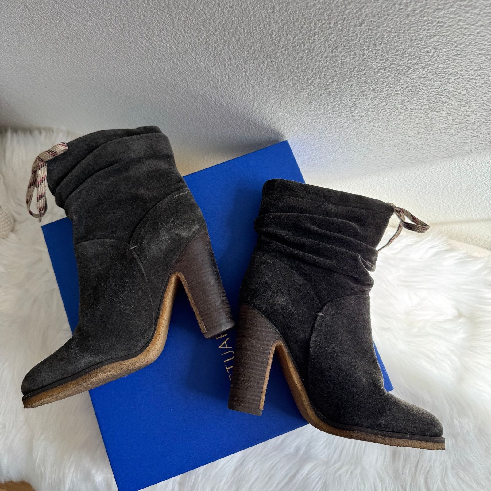See by Chloe See by Chloe Gray Suede Slouchy Ankle Stacked Heel Boots Size US 8.5 / IT 38.5 - 7 Thumbnail