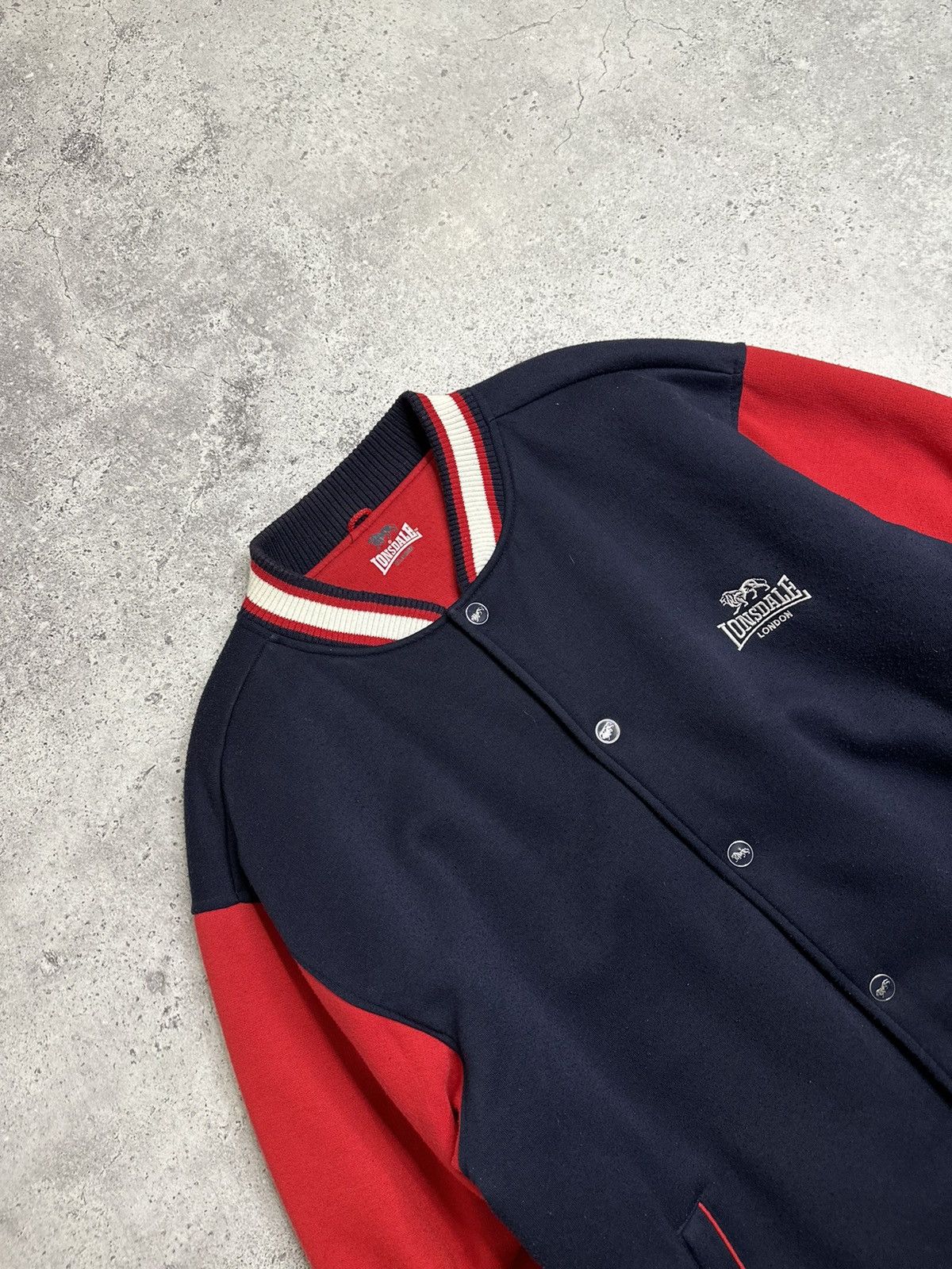 Lonsdale Lonsdale England Big Embroidered Logo Navy Bomber Jacket Size US XL / EU 56 / 4 - 9 Thumbnail