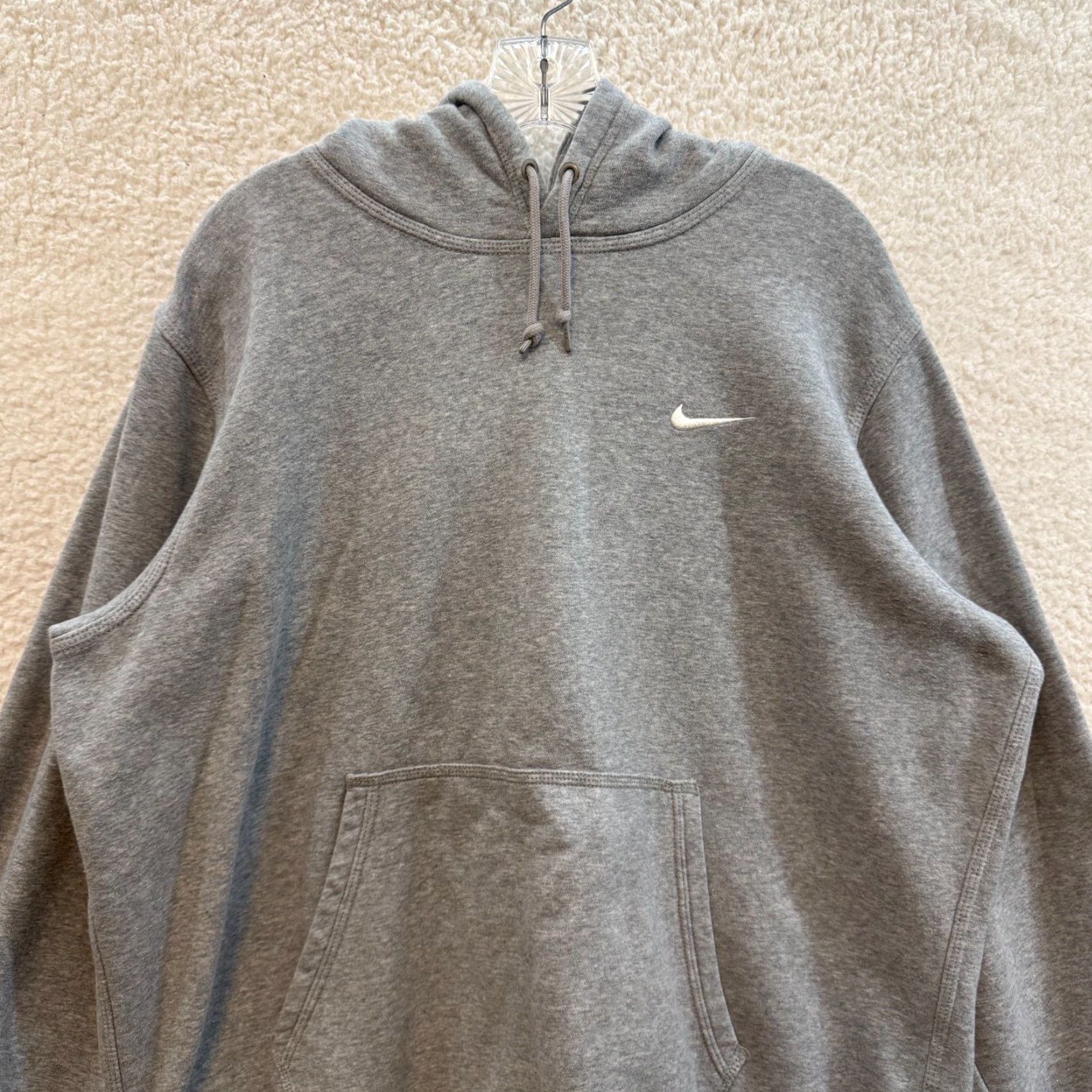 Nike Nike Hoodie Mens XL Heather Grey Logo Embroidered Kangaroo Sweatshirt Sweater Pullover Size US XL / EU 56 / 4 - 3 Thumbnail